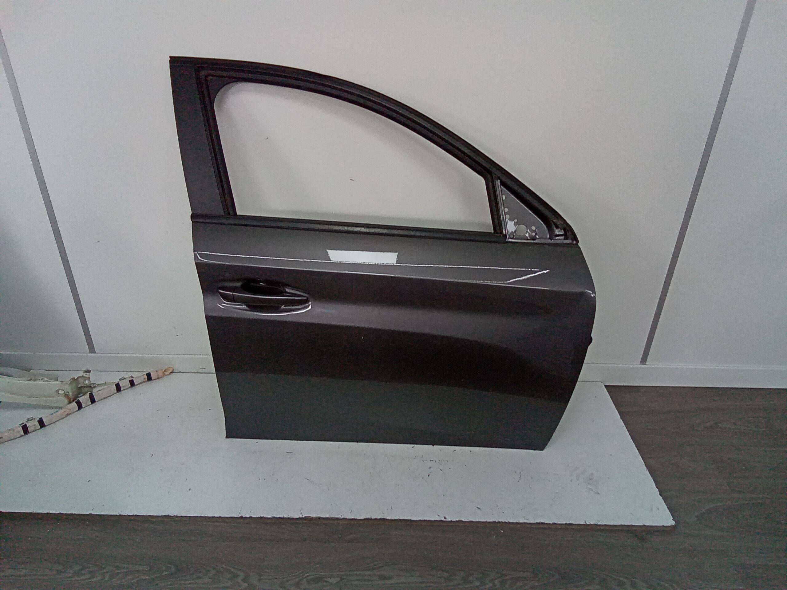 Puerta delantera derecha peugeot 208 (p2)(06.2019->)