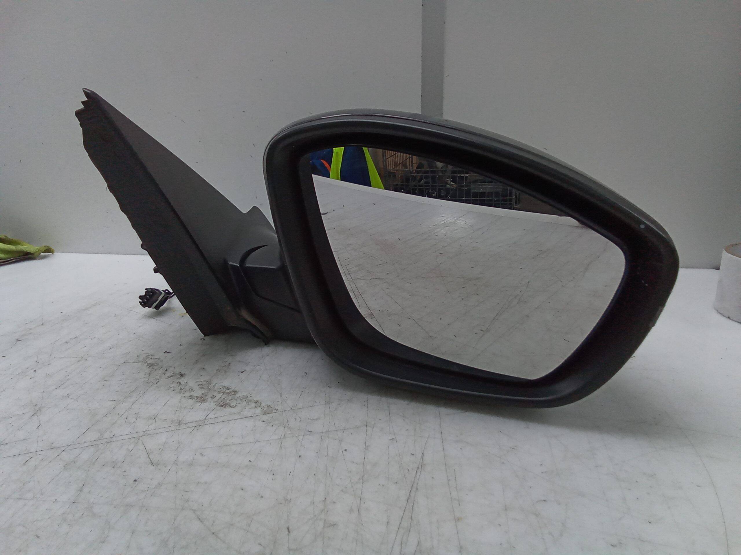 Retrovisor derecho electrico peugeot 208 (p2)(06.2019->)