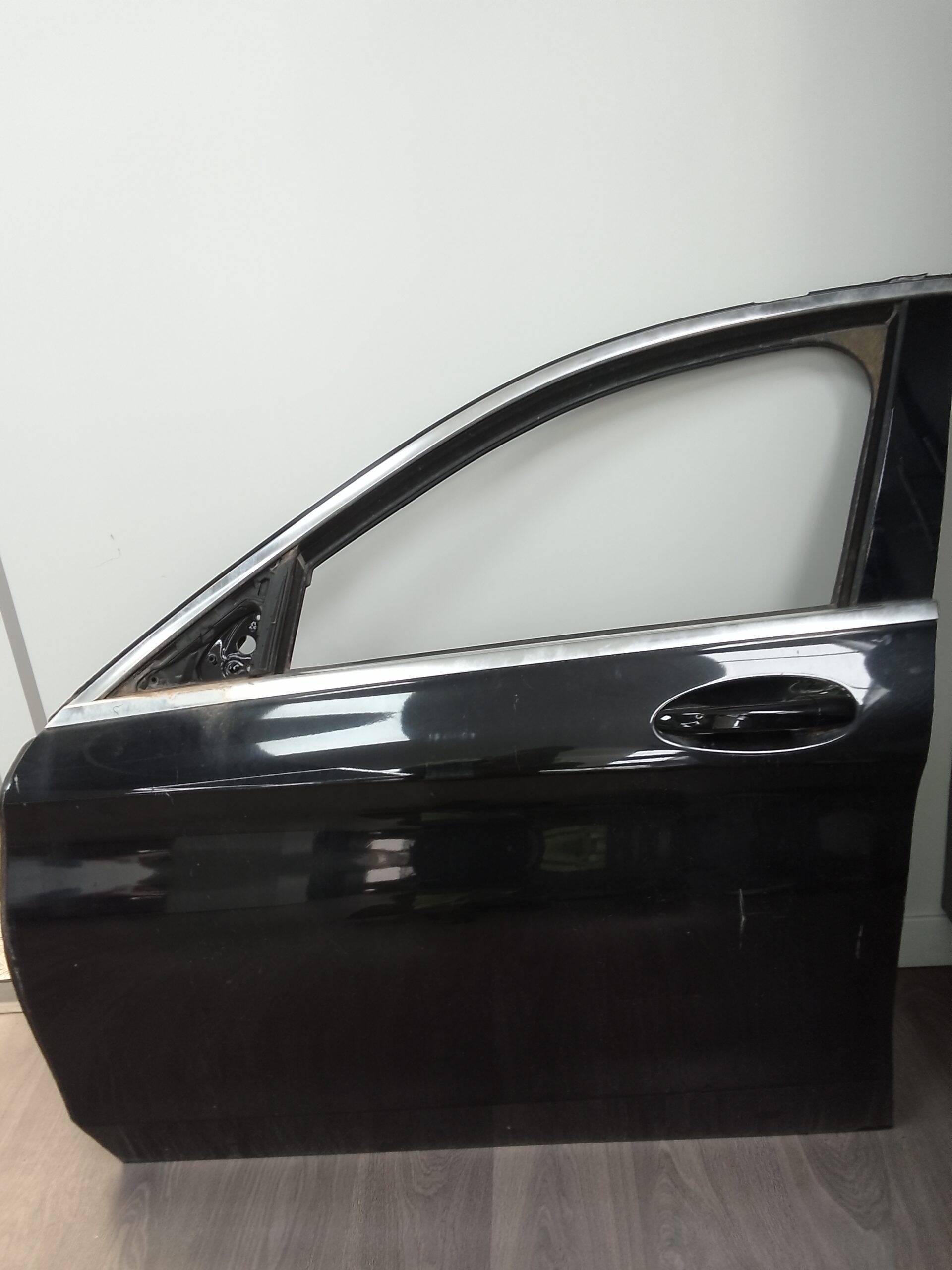 Puerta delantera izquierda mercedes-benz clase c (bm 205) berlina (03.2014->)