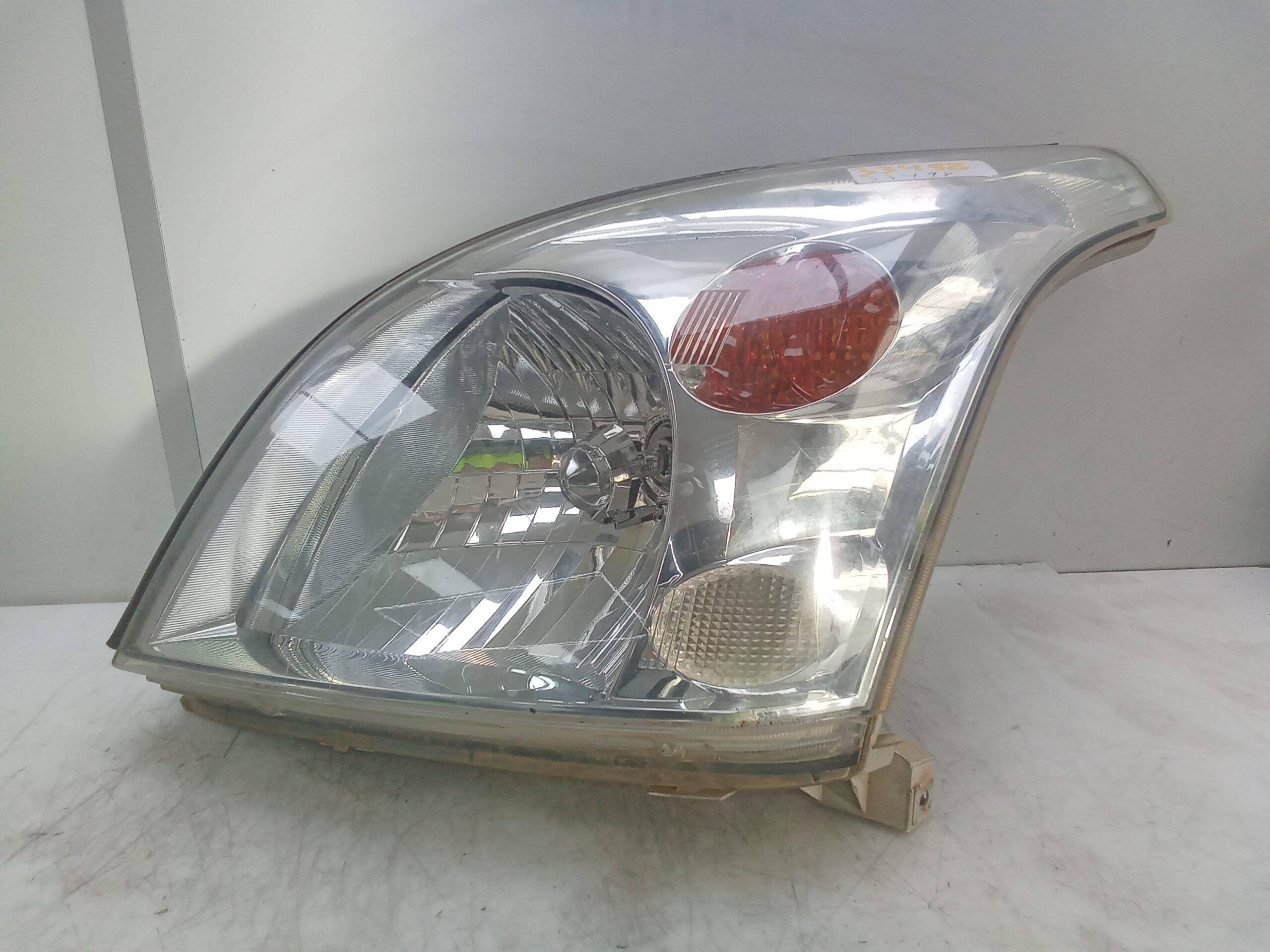 Faro izquierdo toyota land cruiser (j12)(2003->)