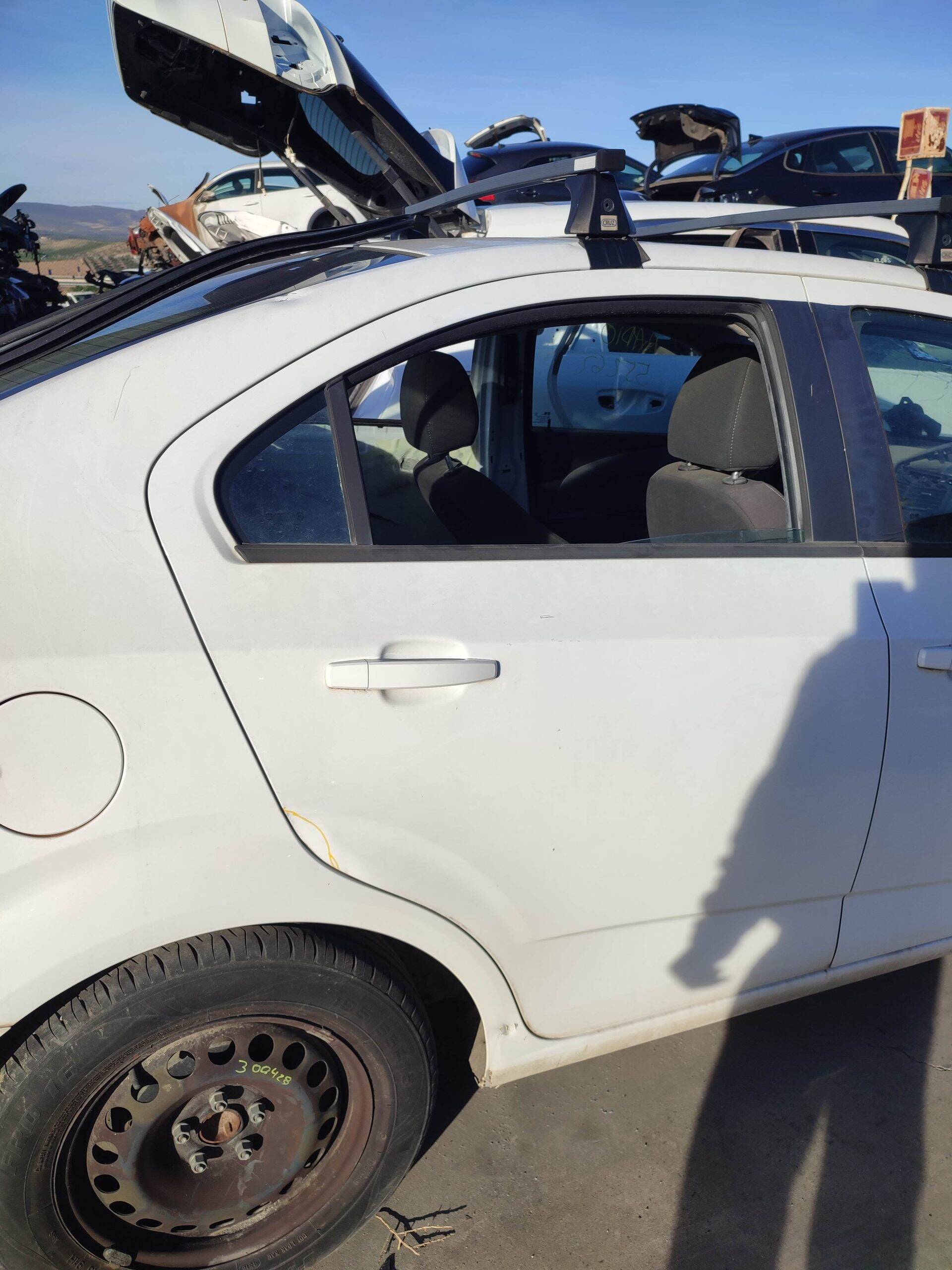 Puerta trasera derecha chevrolet aveo berlina (2011->)