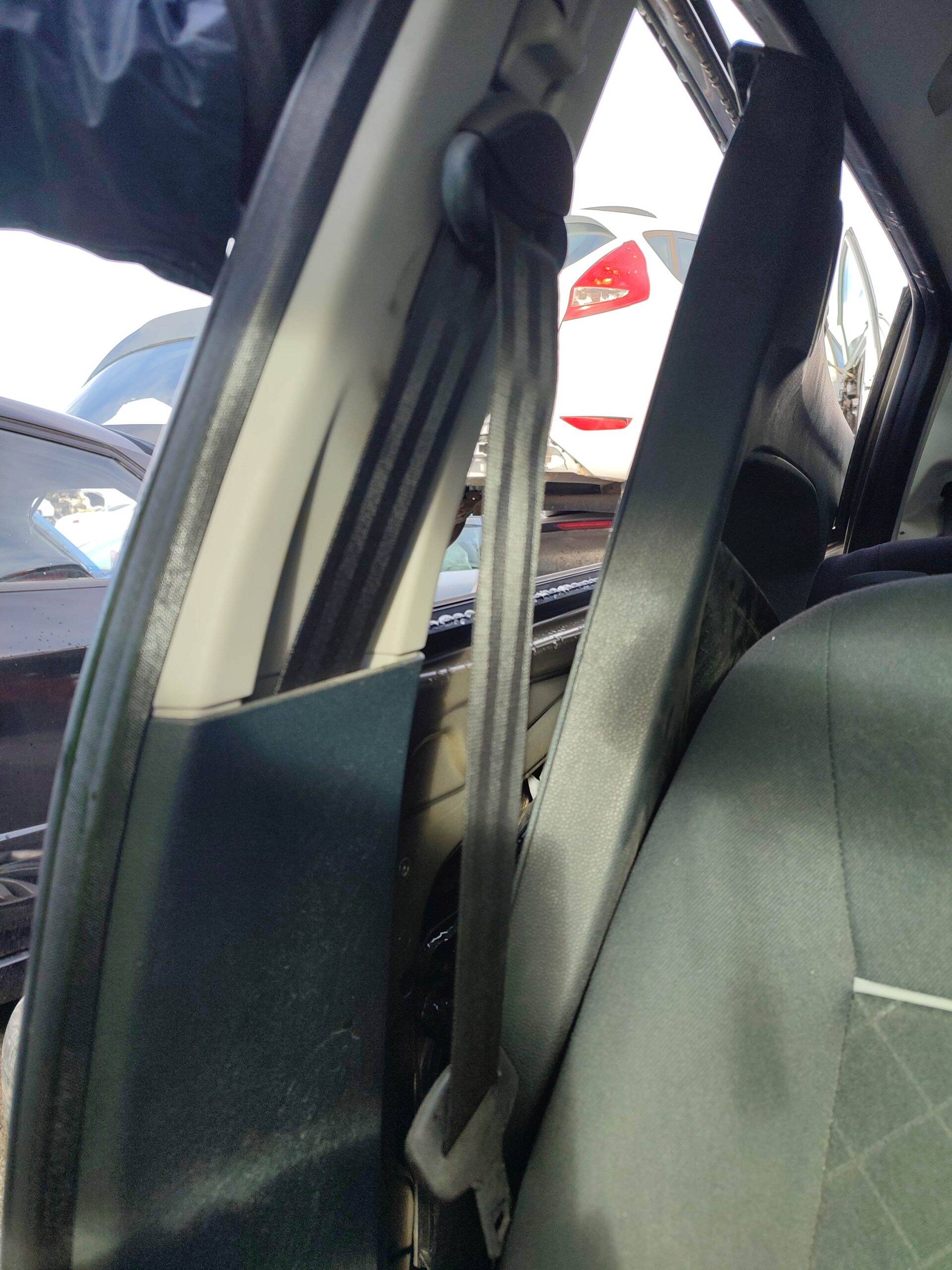 Cinturon seguridad delantero derecho ford fiesta (cb1)(2008->)
