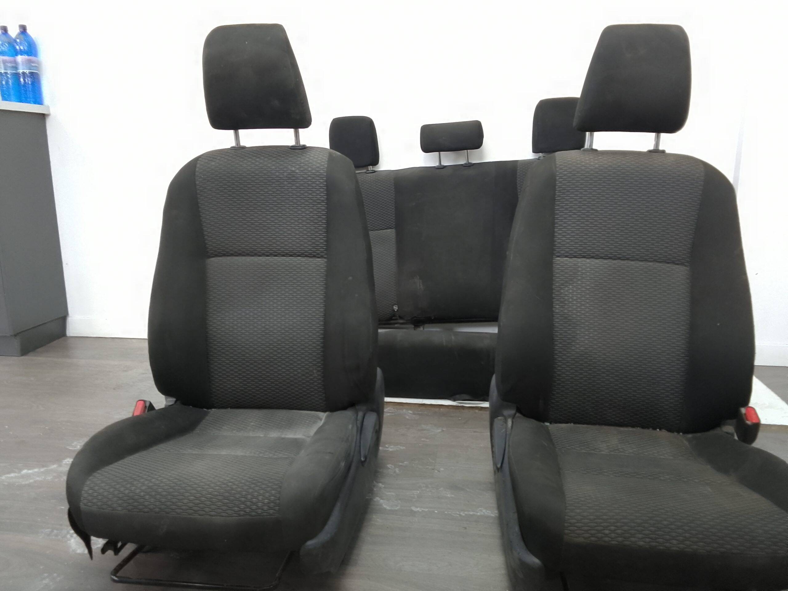 Asiento toyota hilux (gun1)(2016->)