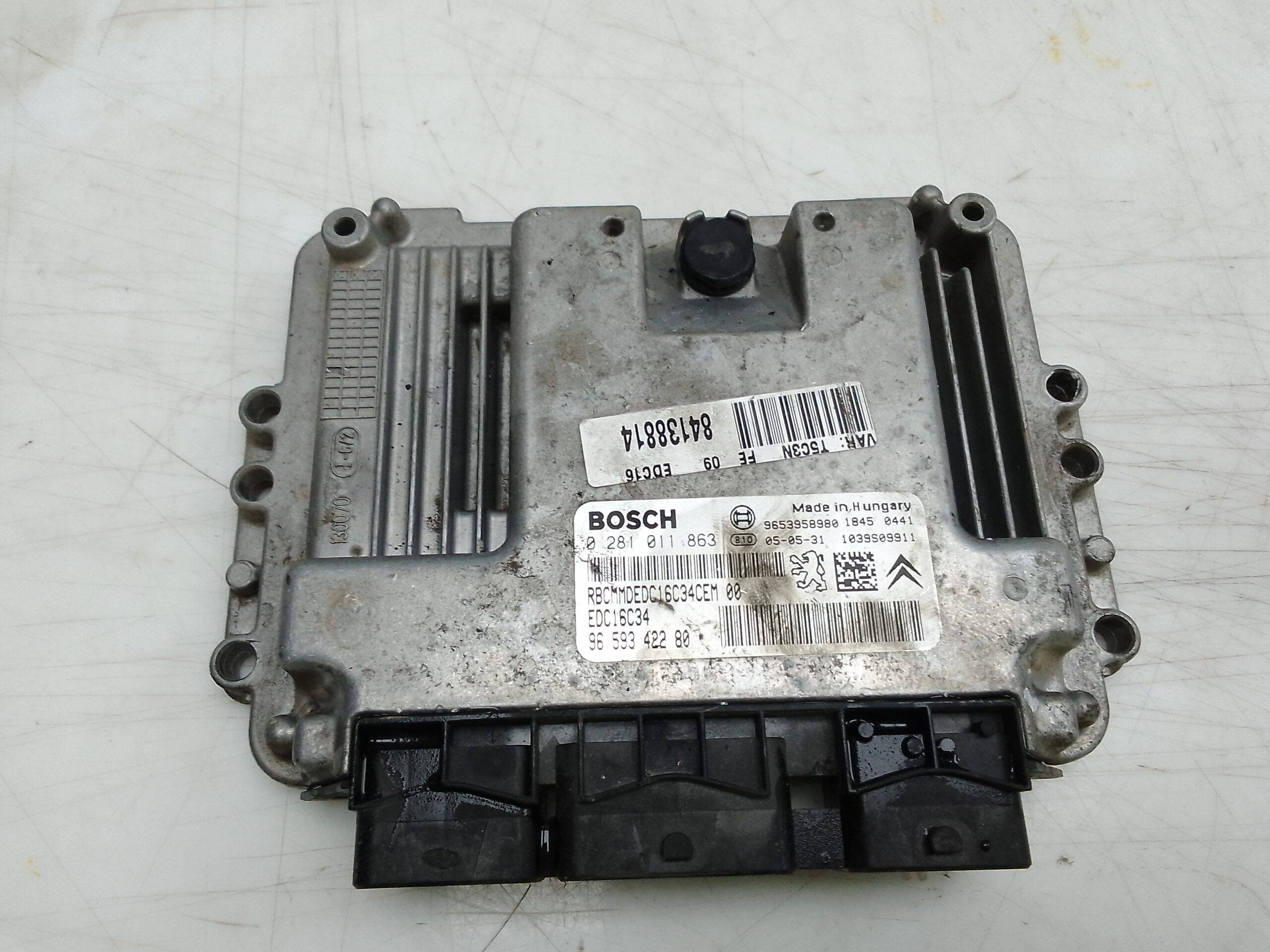 Centralita motor uce peugeot 208 (01.2012->)