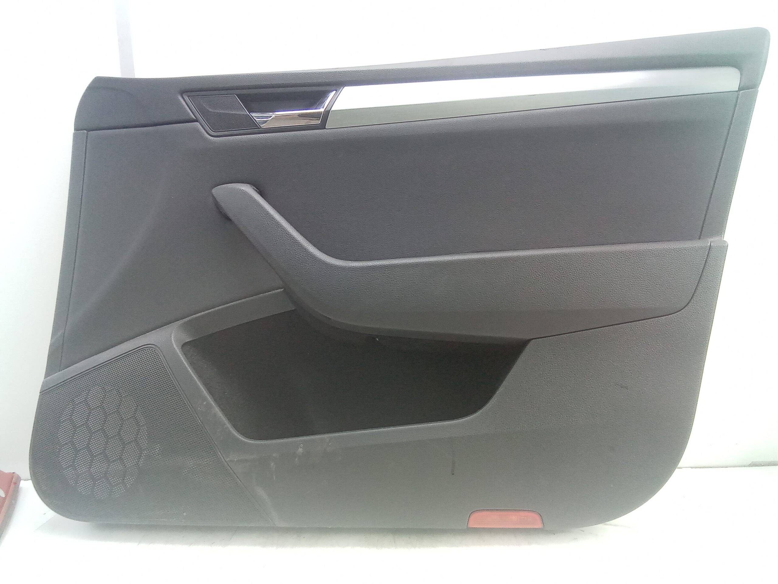 Guarnecido puerta delantera derecha skoda superb berlina (3v3)(03.2015->)