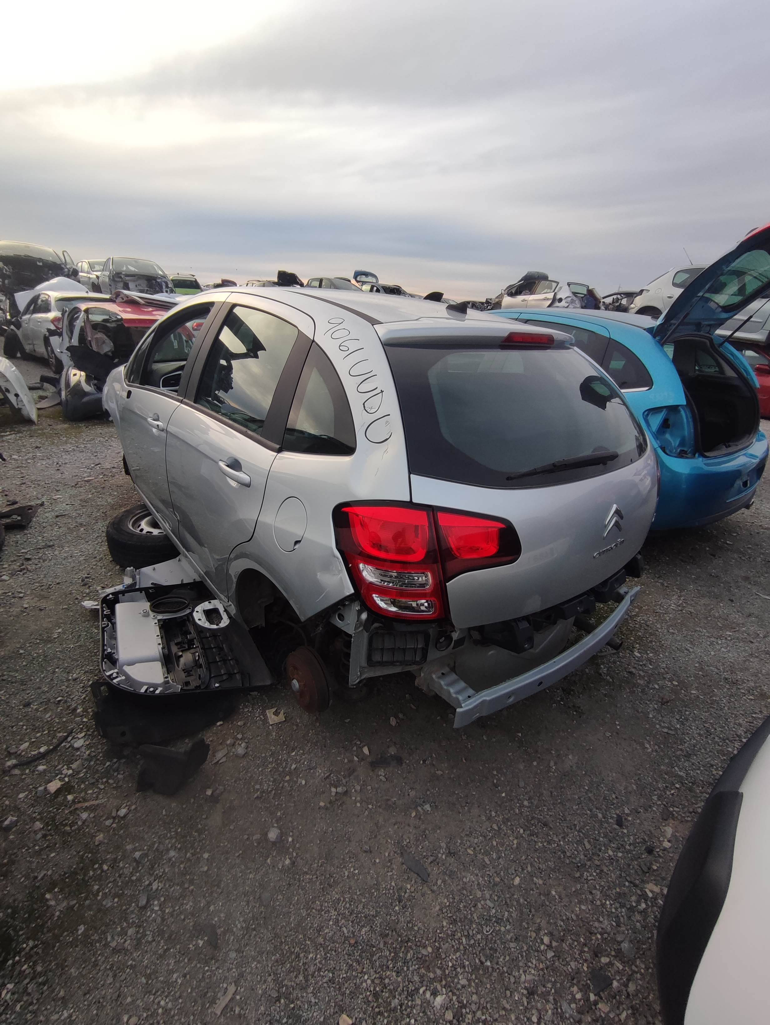 Brazo limpia trasero citroen c3 (09.2009->)