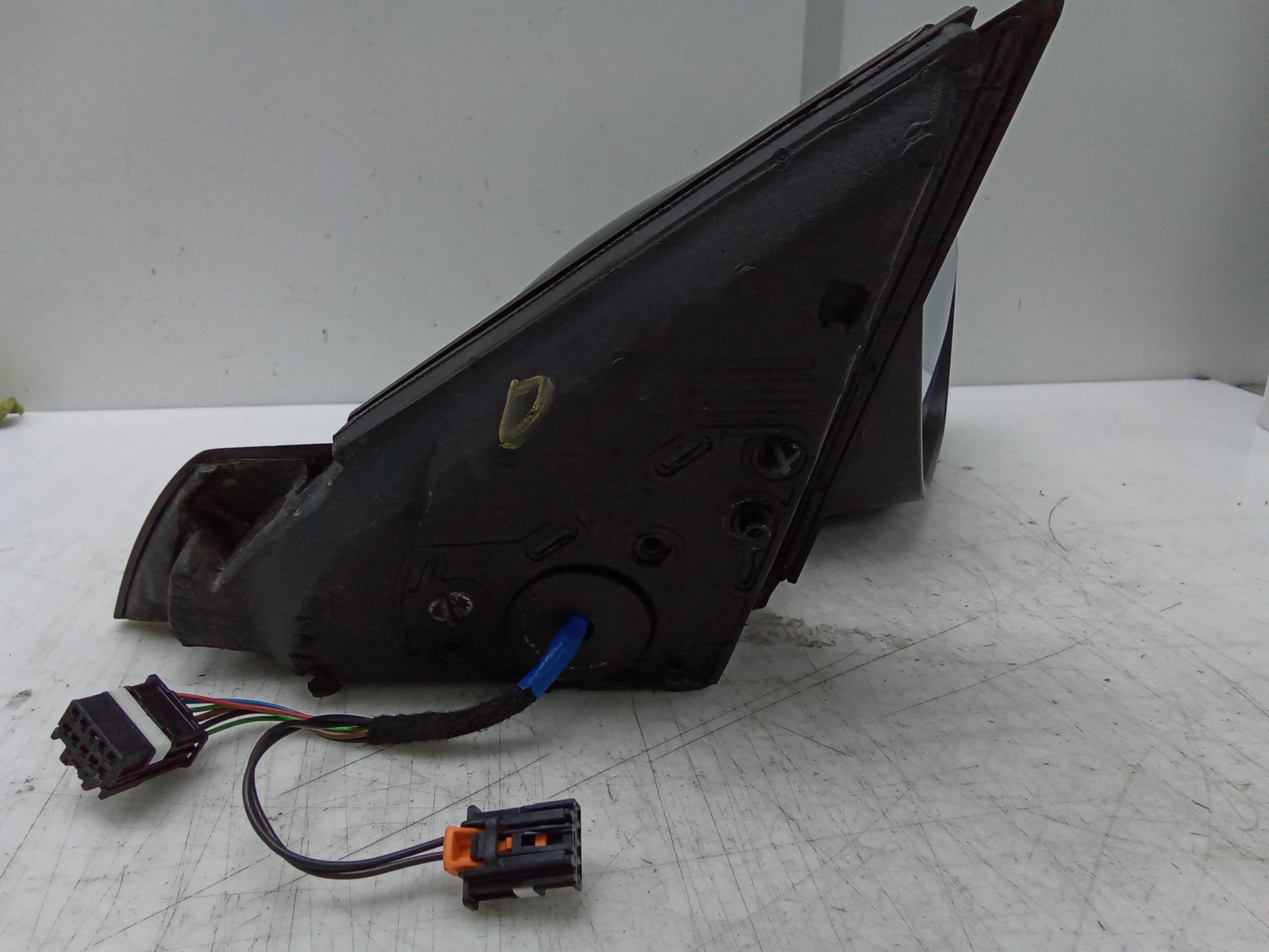 Retrovisor derecho electrico peugeot 208 (p2)(06.2019->)