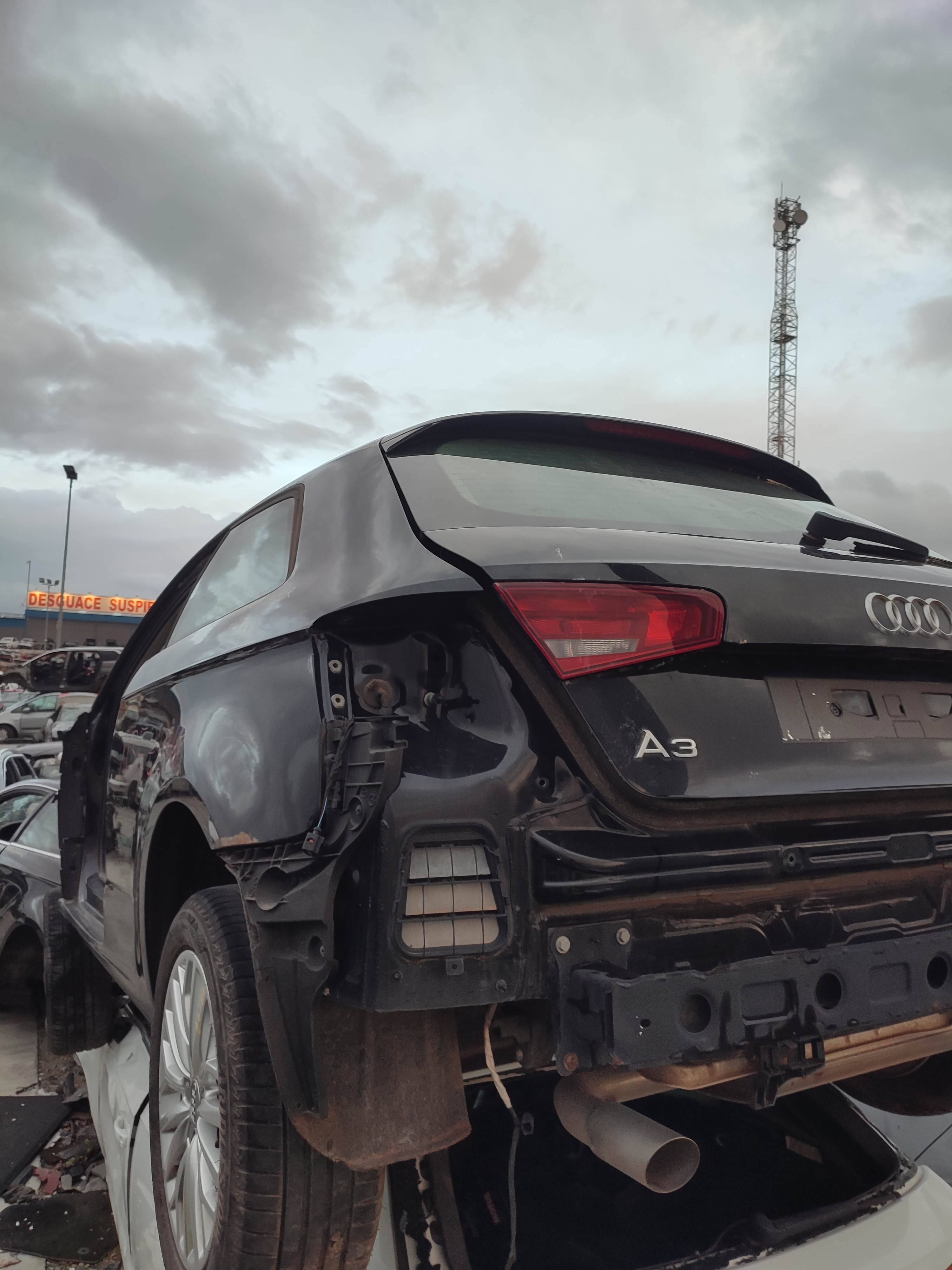 Porton trasero audi a3 (8v1)(03.2012->)