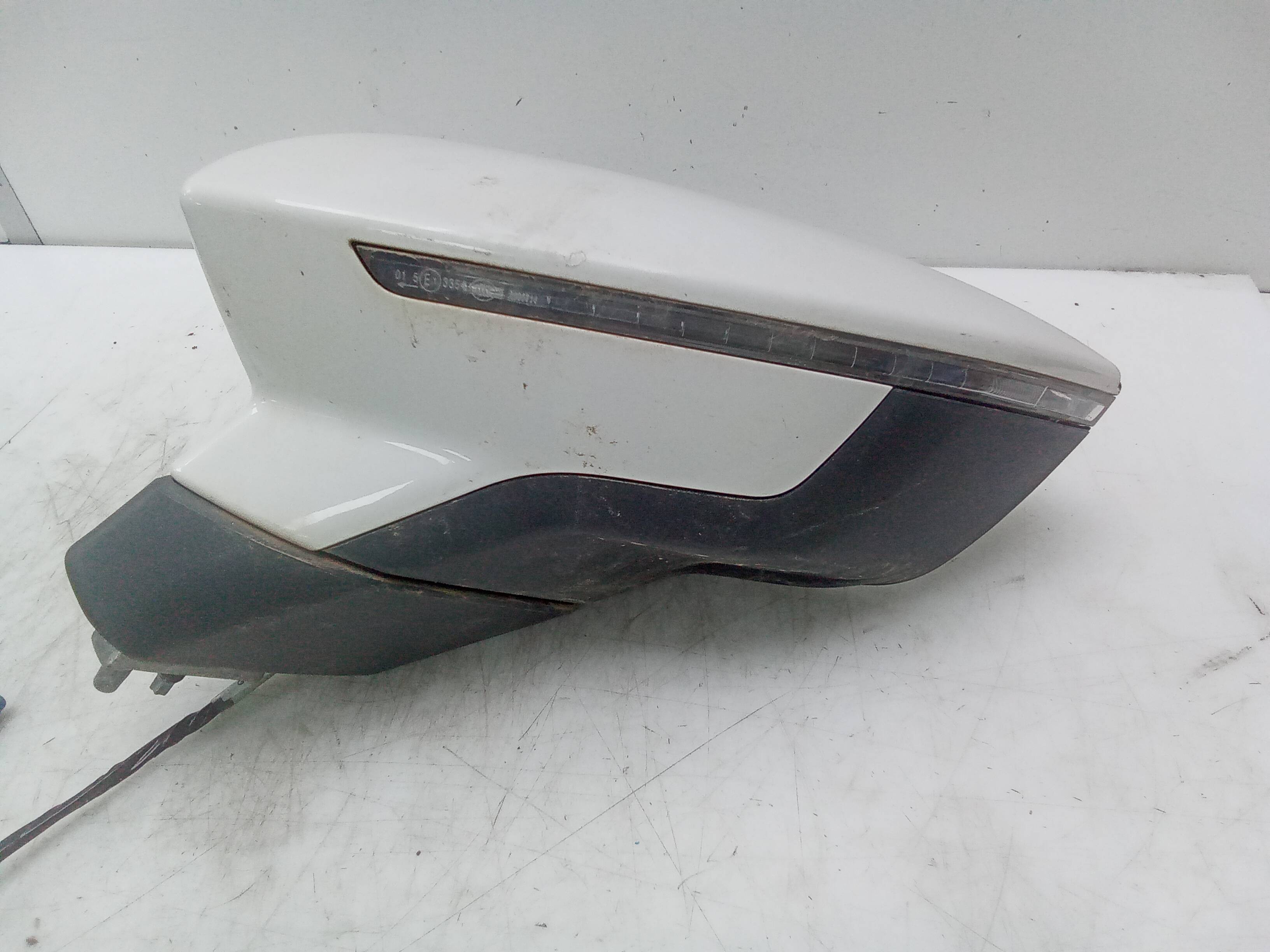 Retrovisor izquierdo seat leon (5f1)(09.2012->)