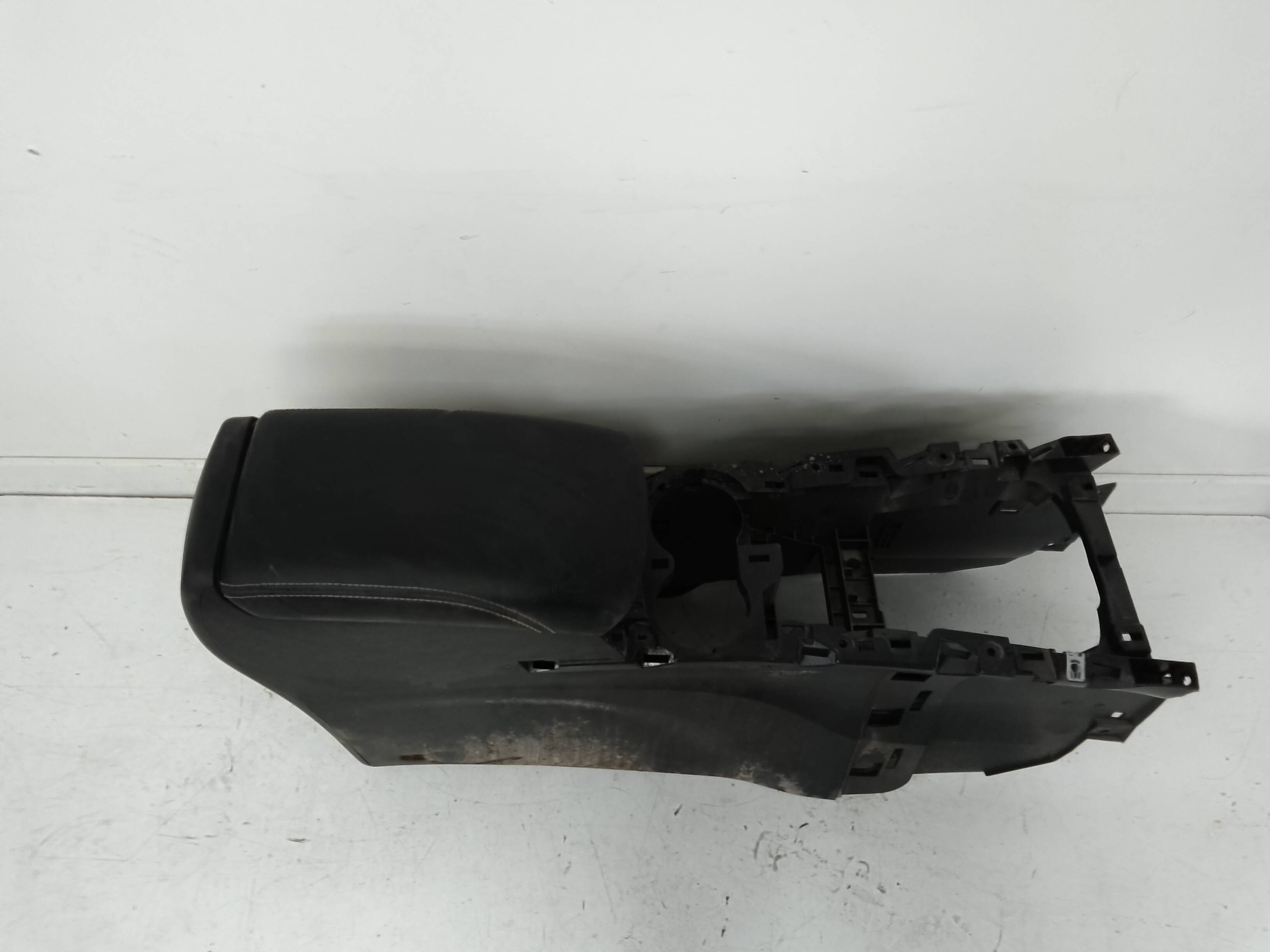 Consola central renault kadjar (06.2015->)