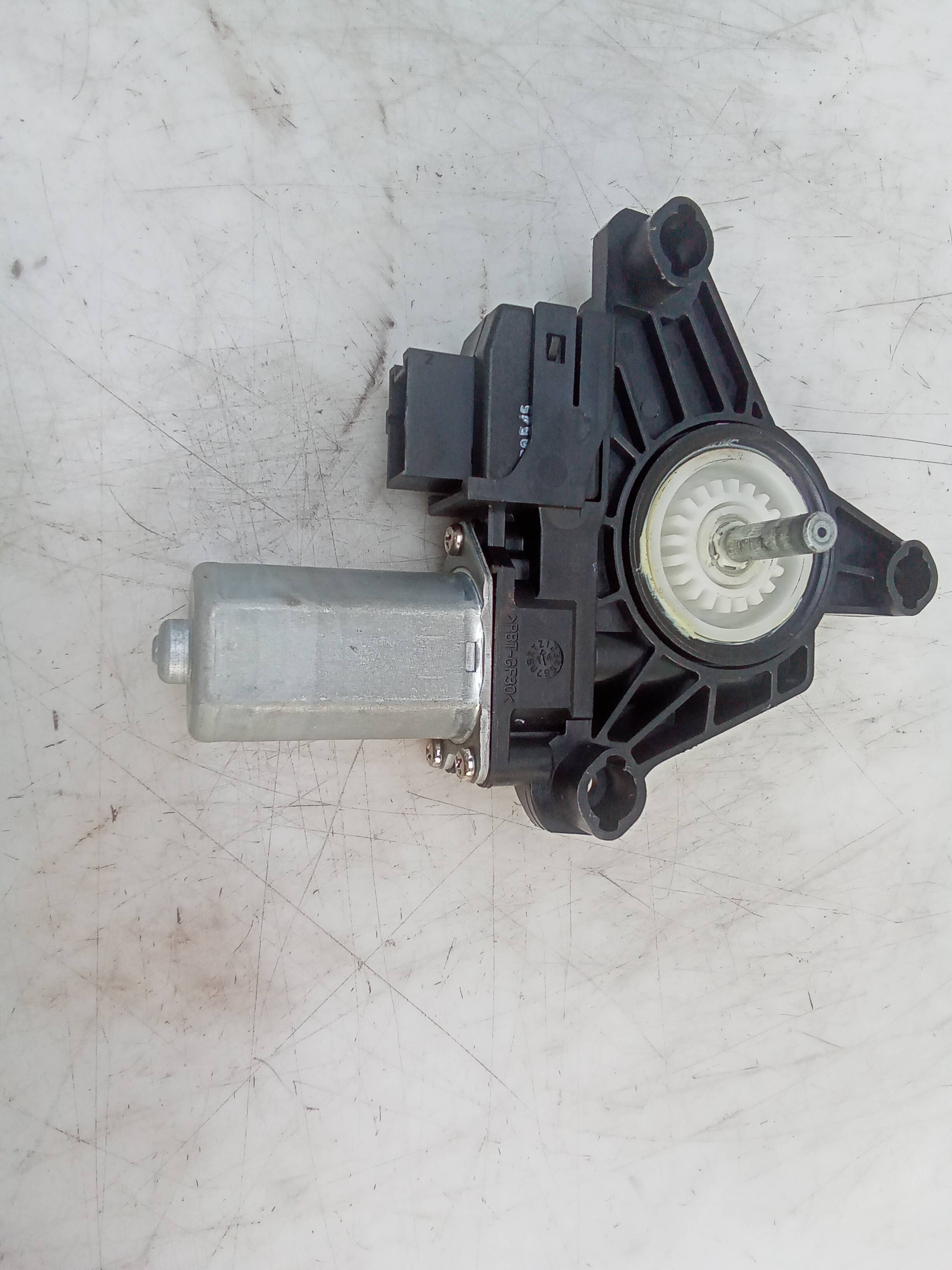 Motor elevalunas trasero izquierdo mercedes-benz clase c (bm 205) familiar (09.2014->)