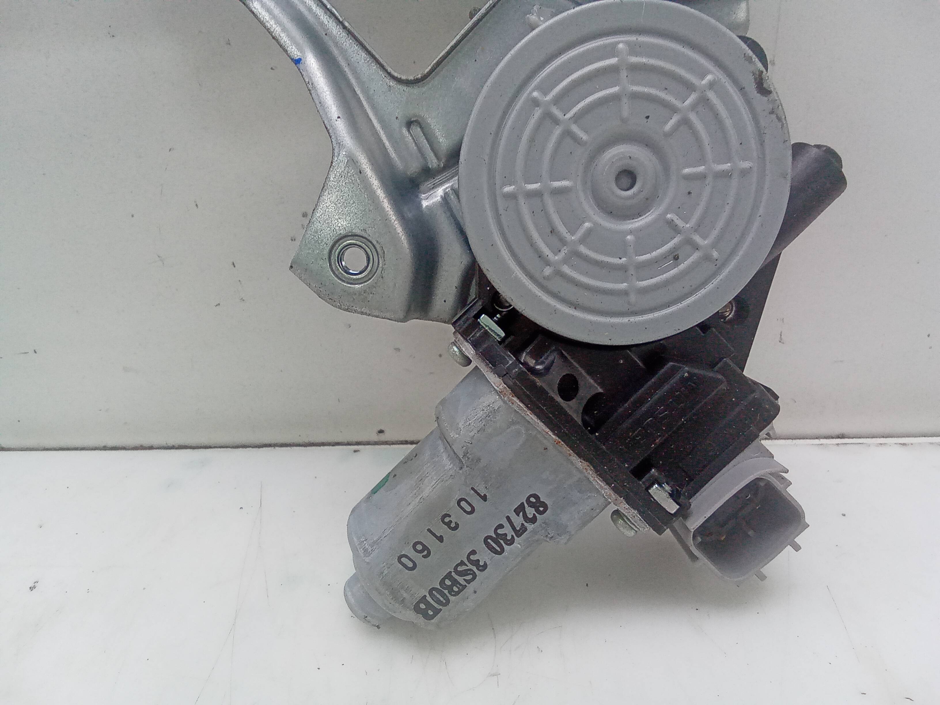 Motor elevalunas trasero derecho nissan navara np300 pick-up (d23m)(12.2015->)