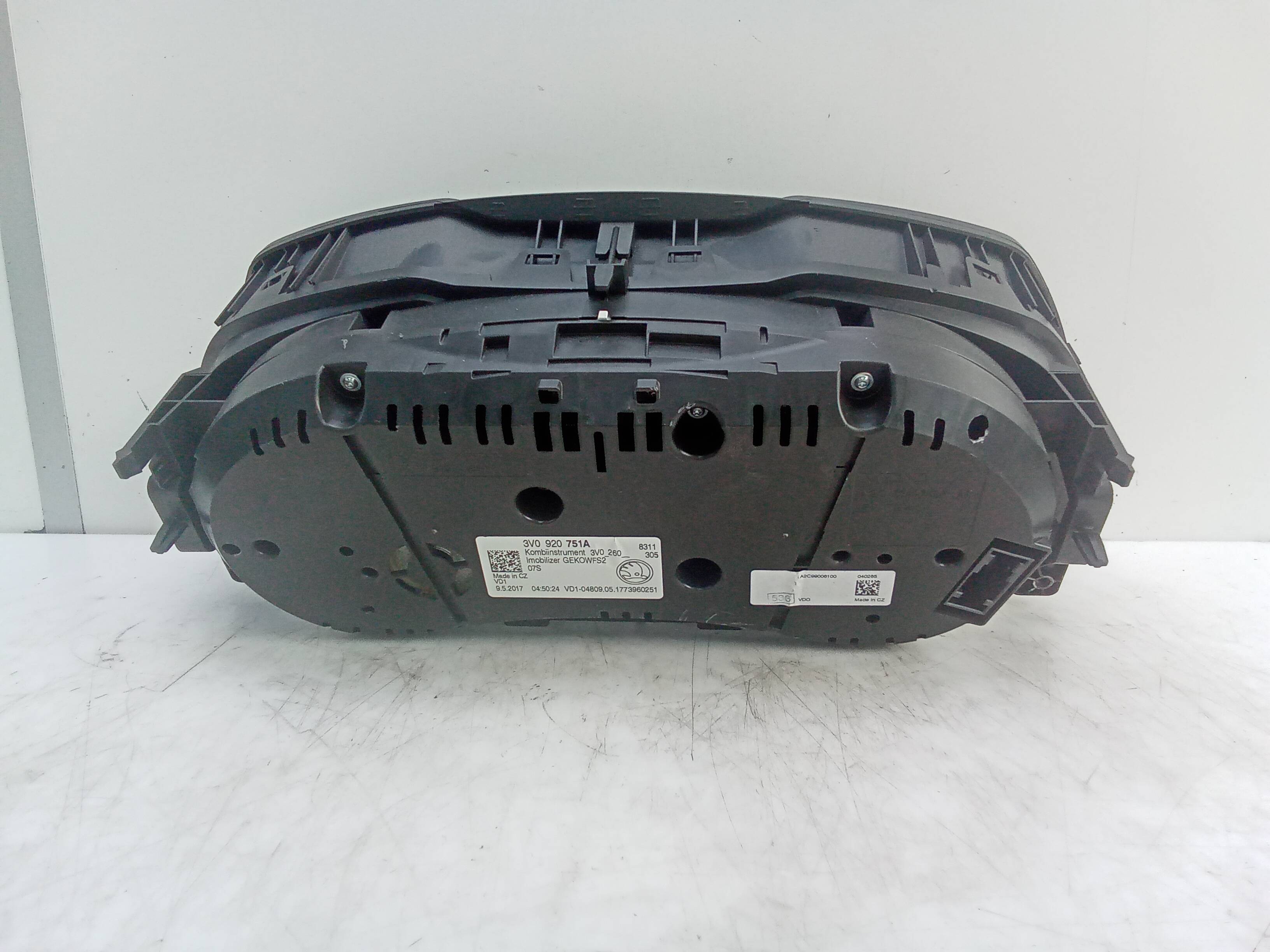 Cuadro de instrumentos skoda superb berlina (3v3)(03.2015->)