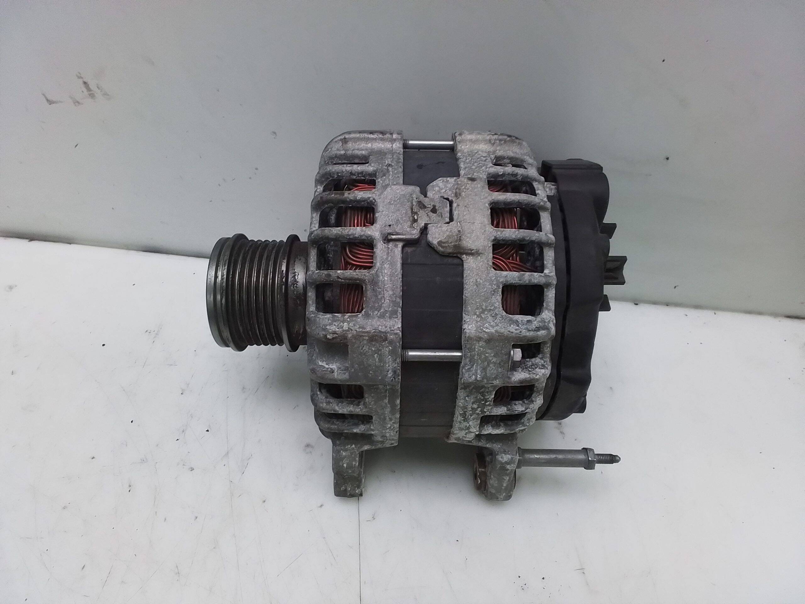 Alternador volkswagen tiguan (ad1)(01.2016->)