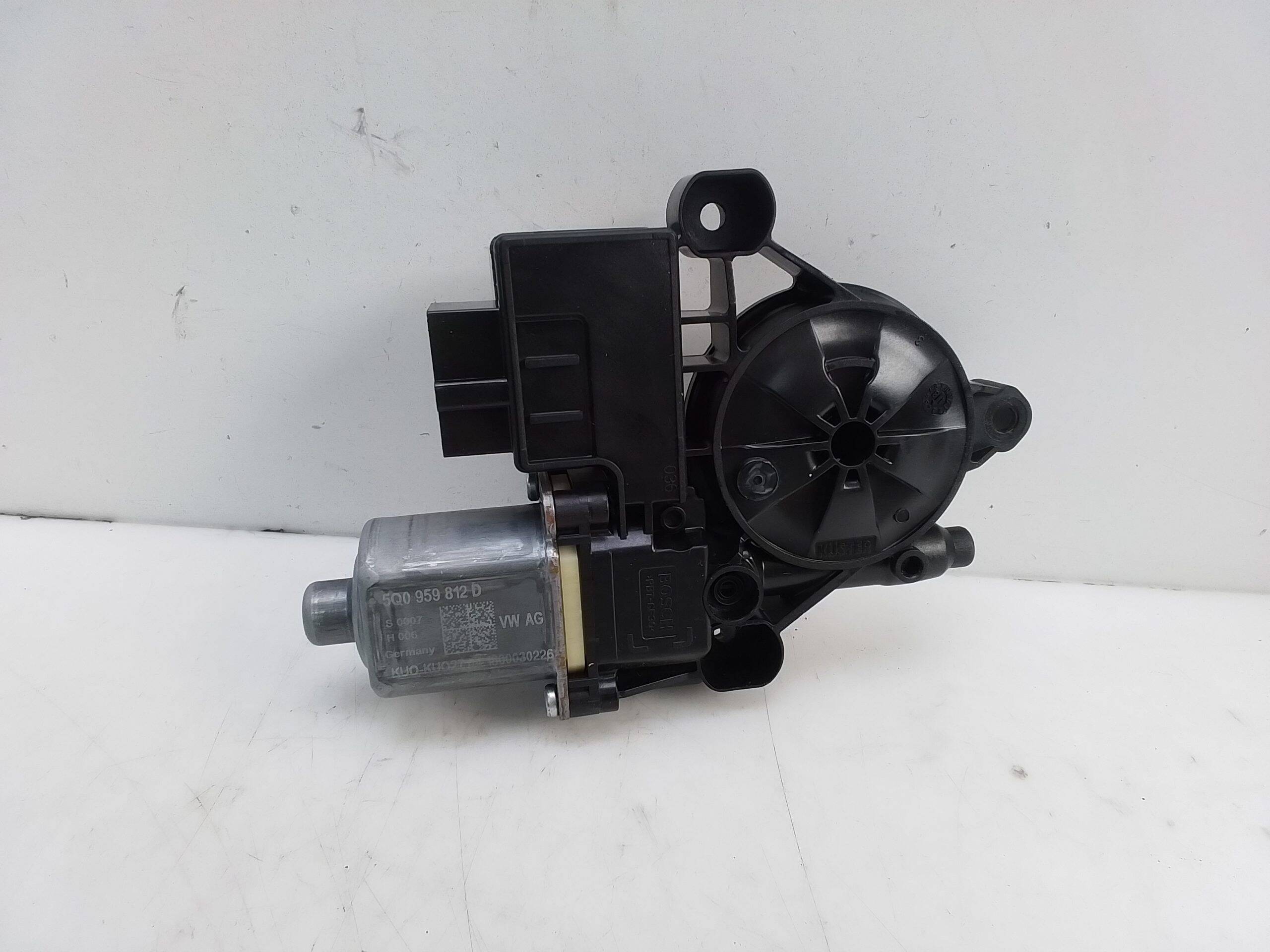 Motor elevalunas trasero derecho seat ibiza (kj1)(2017->)