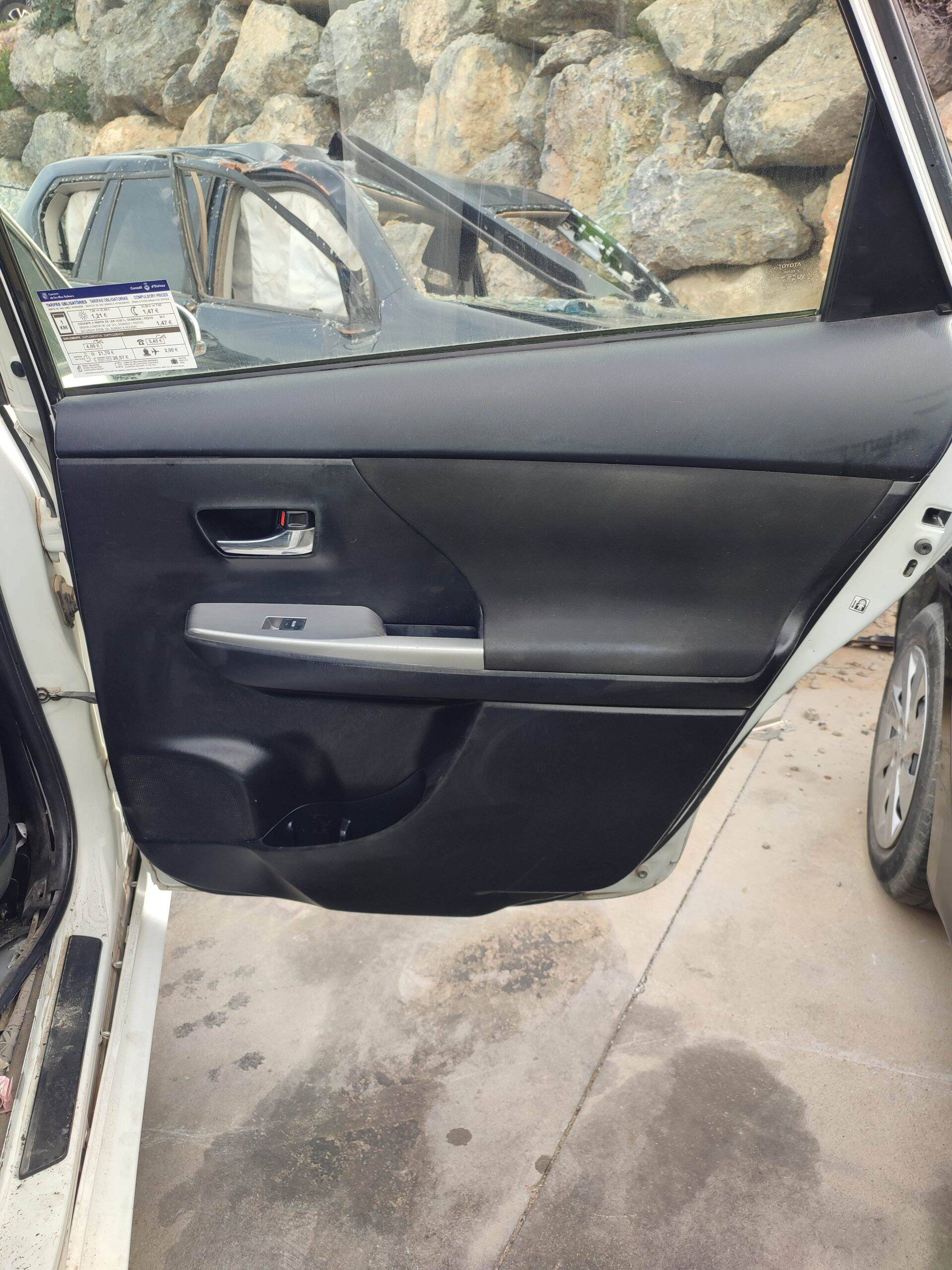 Guarnecido puerta trasera derecha toyota prius + (zvw40)(2012->)