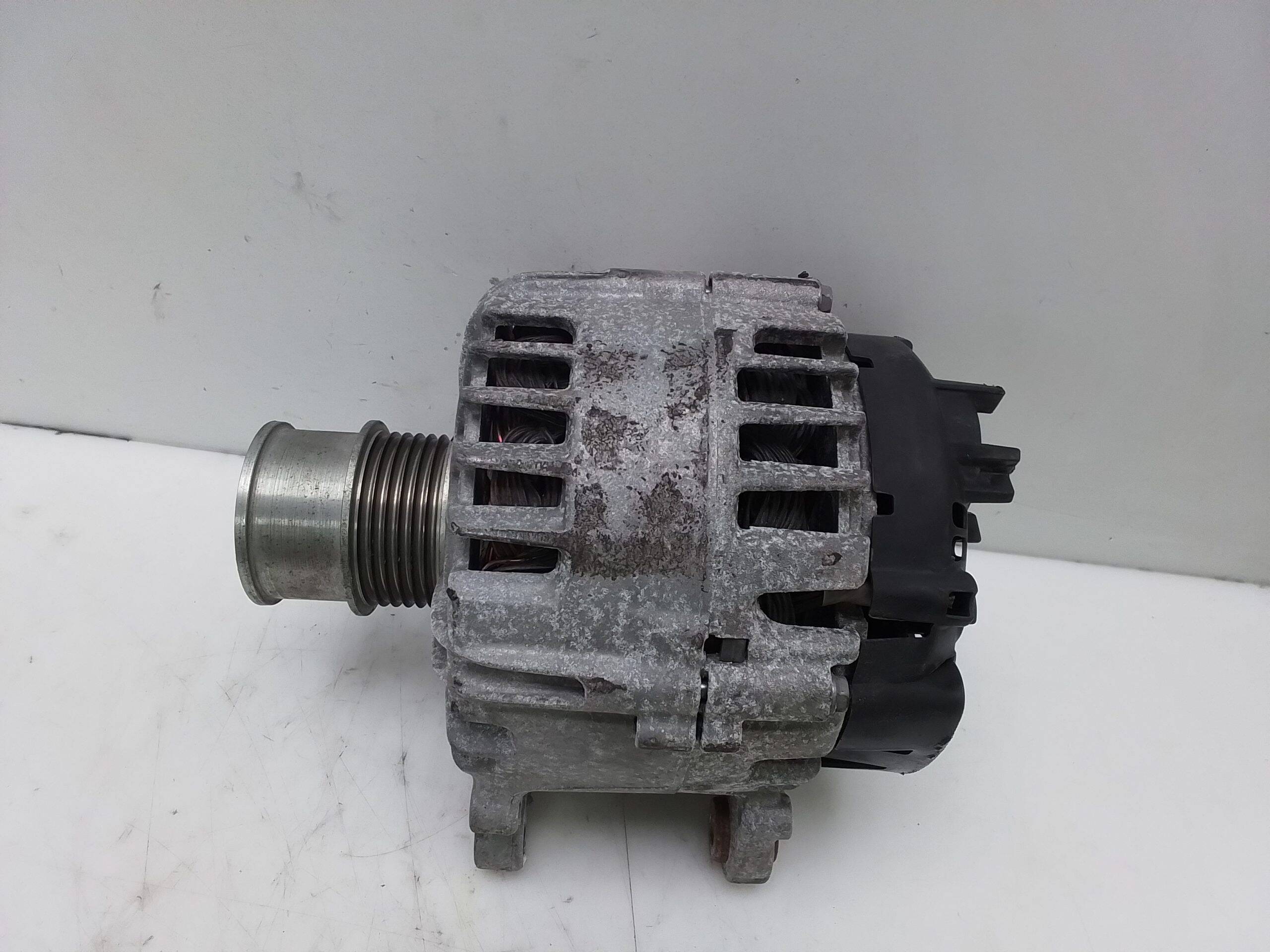 Alternador volkswagen t-roc (a11)(09.2017->)