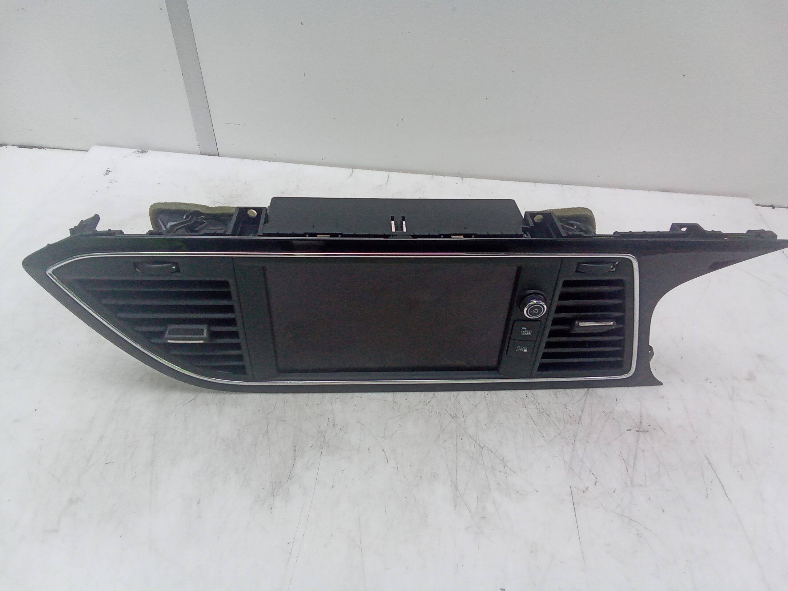 Pantalla central salpicadero seat leon (5f1)(09.2012->)