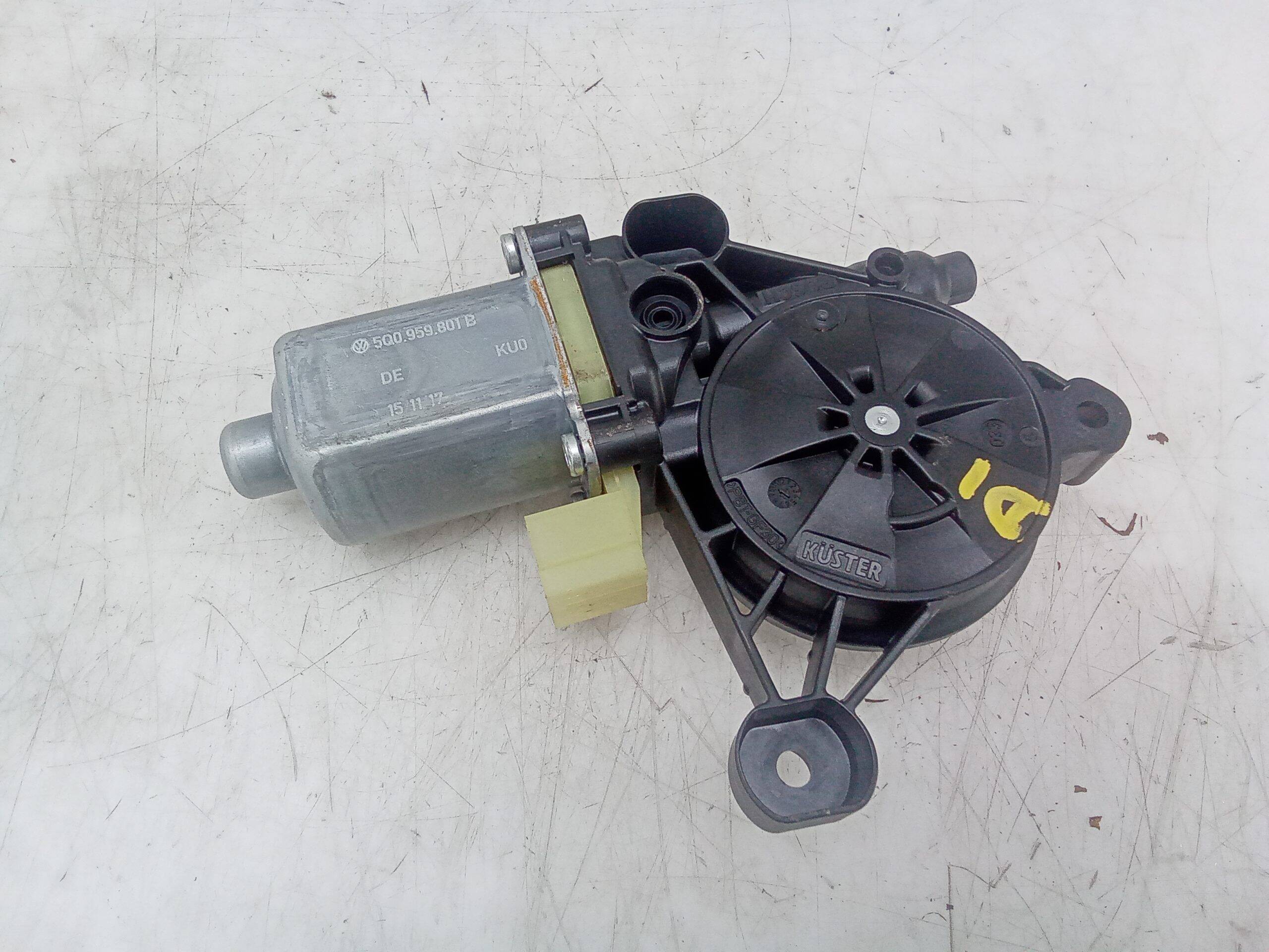 Motor elevalunas delantero izquierdo seat leon (5f1)(09.2012->)