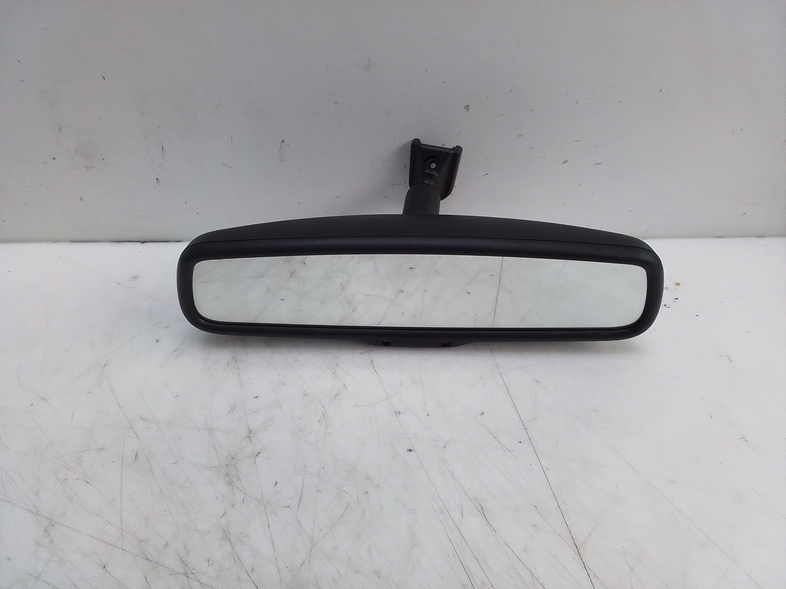 Retrovisor central mitsubishi outlander (gf0/gg0)(2012->)