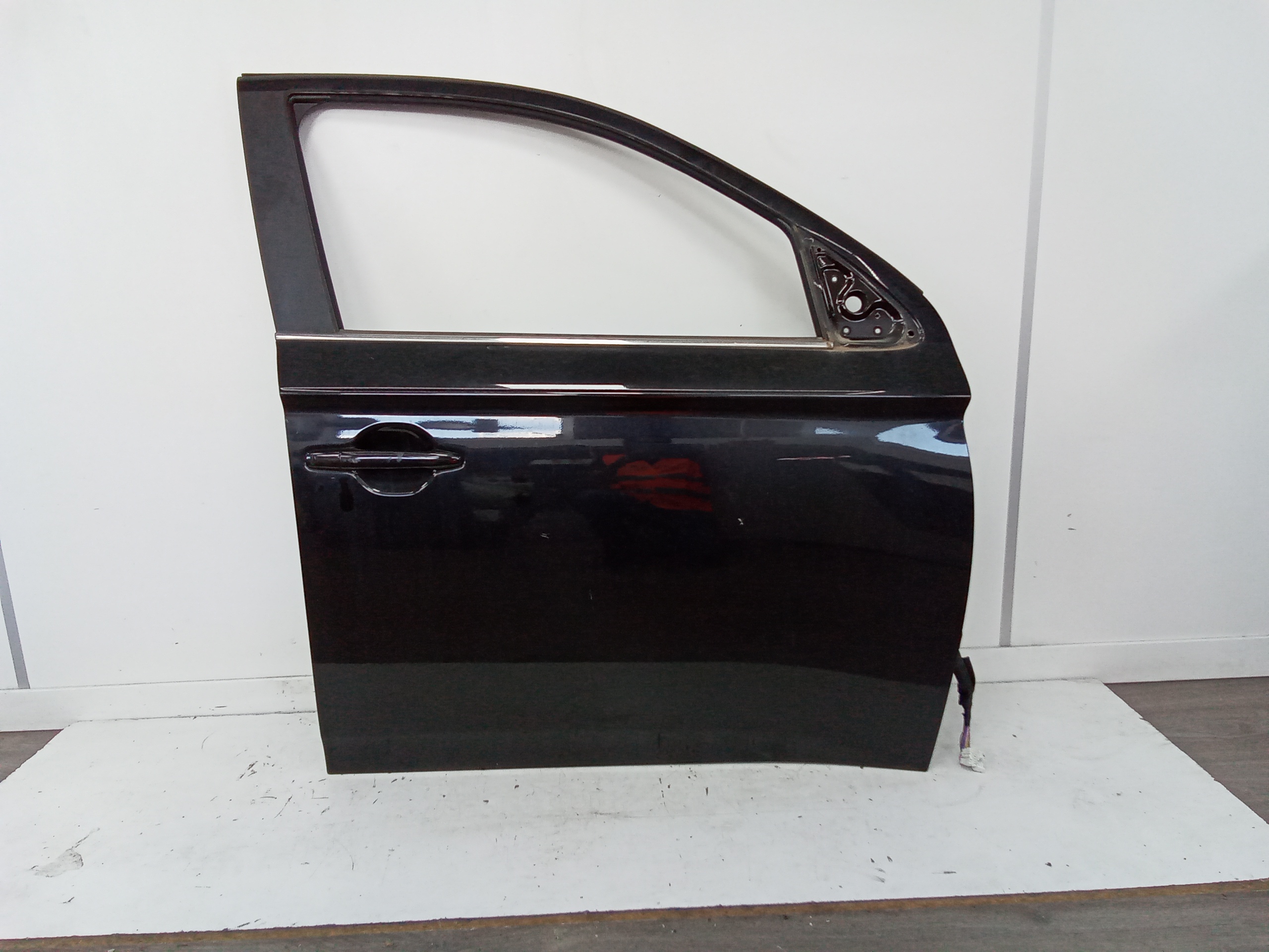 Seguro puerta delantera izquierda mitsubishi outlander (gf0/gg0)(2012->)