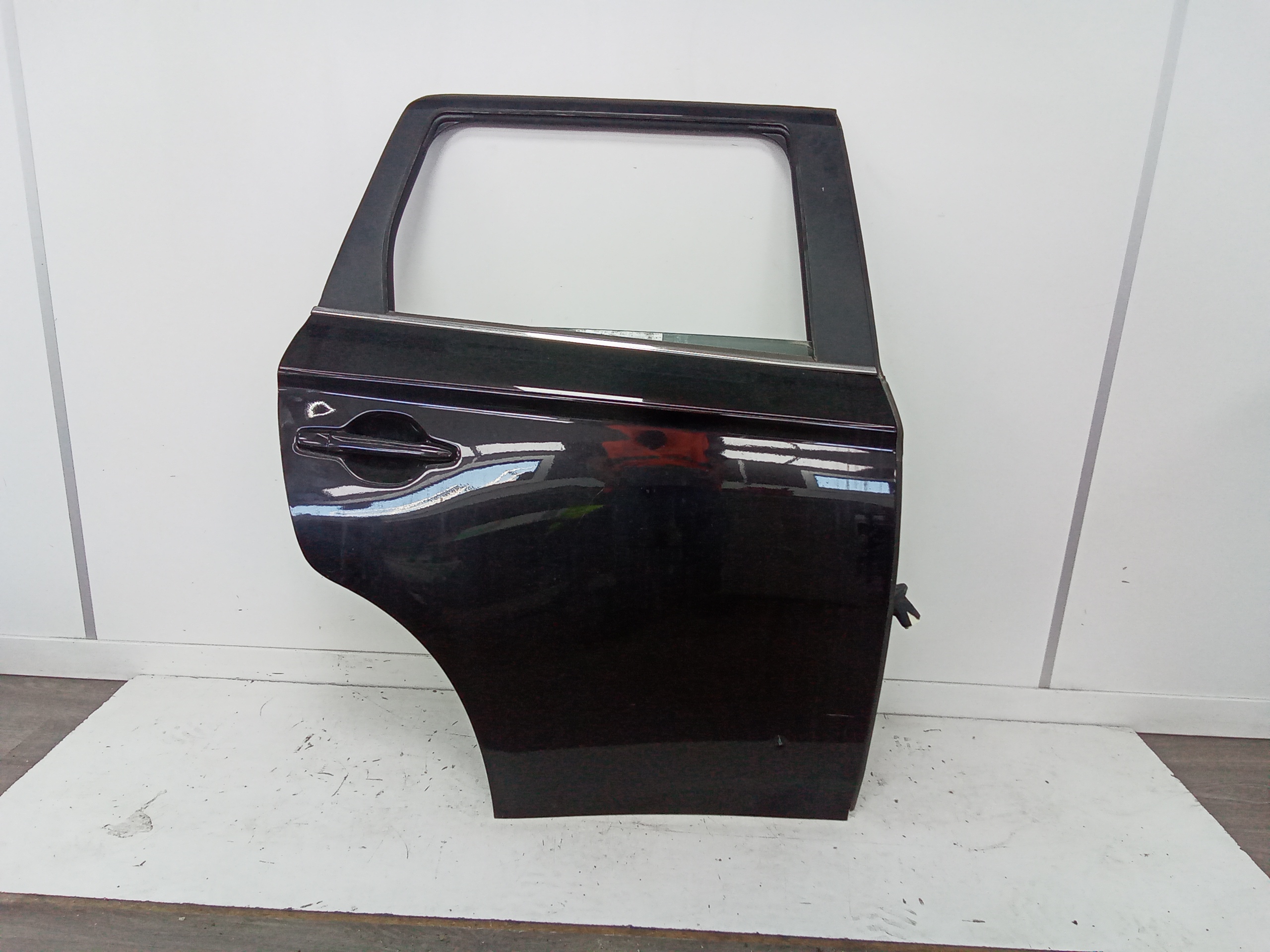 Puerta trasera derecha mitsubishi outlander (gf0/gg0)(2012->)