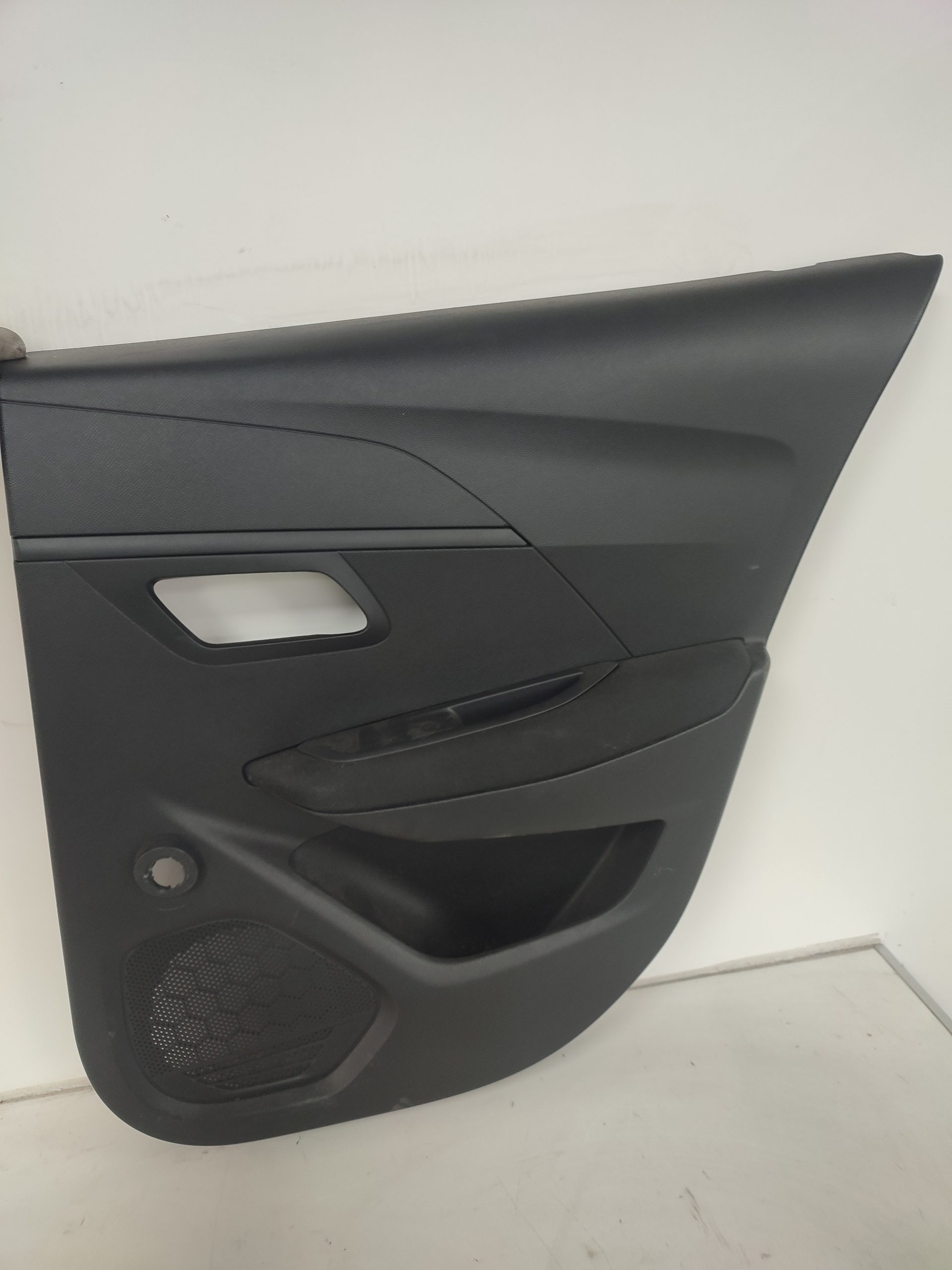 Guarnecido puerta trasera derecha peugeot 208 (p2)(06.2019->)