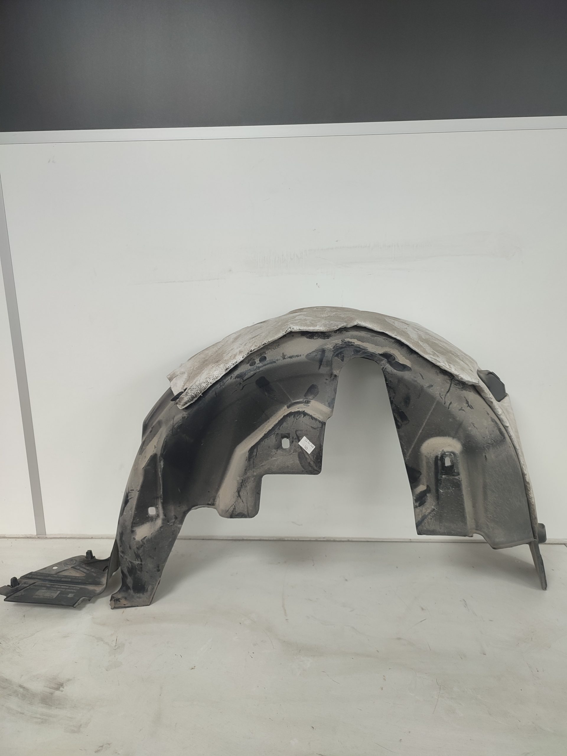 Pase de rueda trasero izquierdo peugeot 208 (p2)(06.2019->)