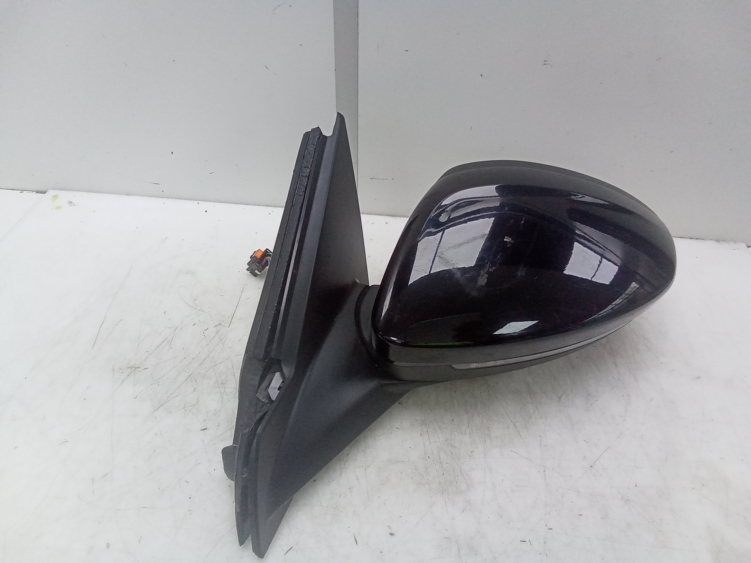 Retrovisor izquierdo electrico peugeot 208 (p2)(06.2019->)