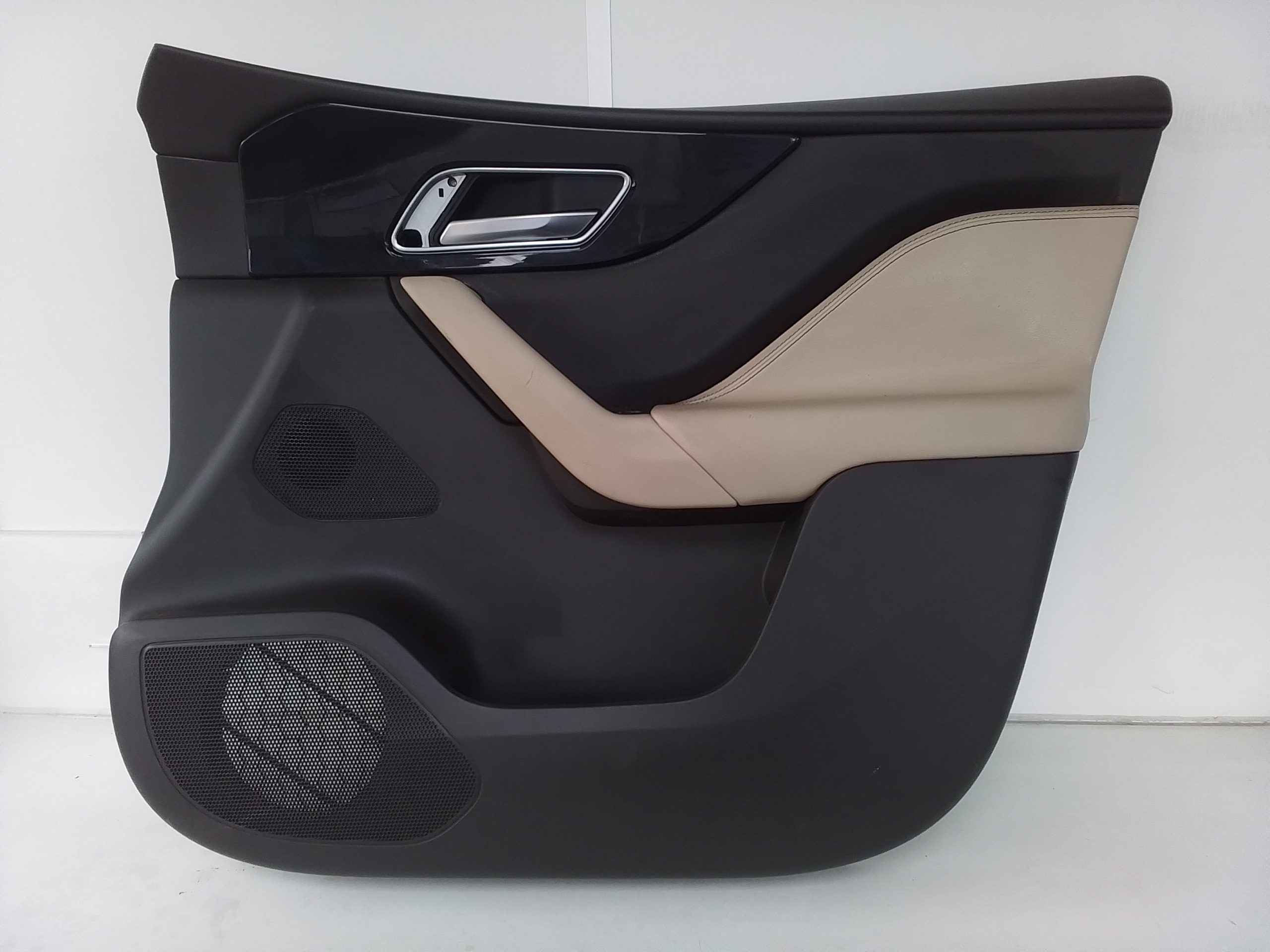 Guarnecido puerta delantera derecha jaguar f-pace (09.2015->)