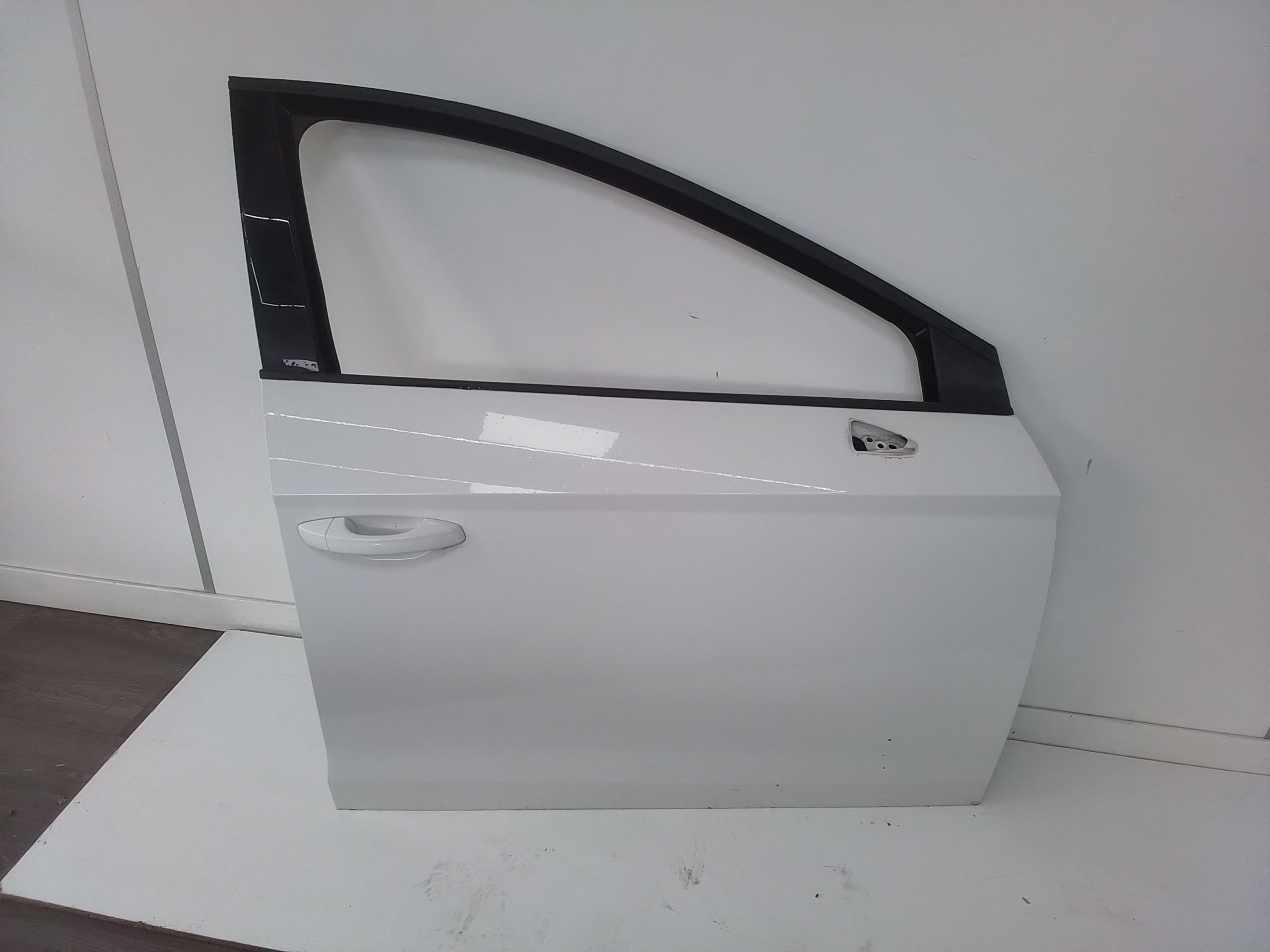 Puerta delantera derecha seat leon (5f1)(09.2012->)