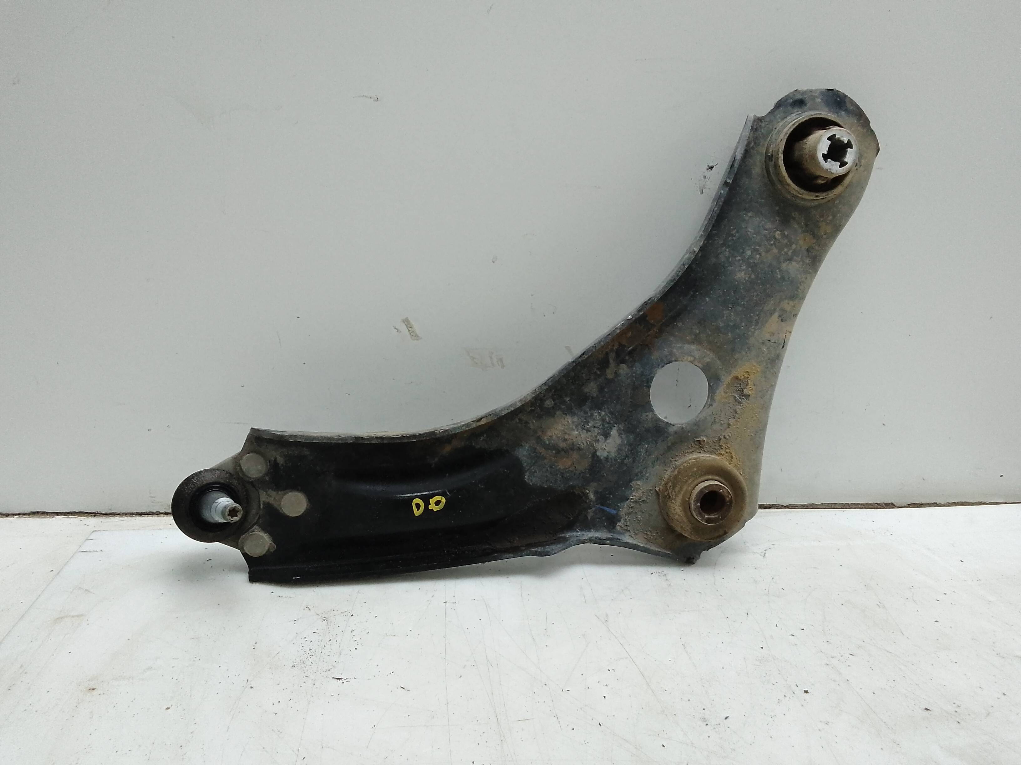 Brazo suspension inferior delantero derecho renault kangoo iii (03.2021->)