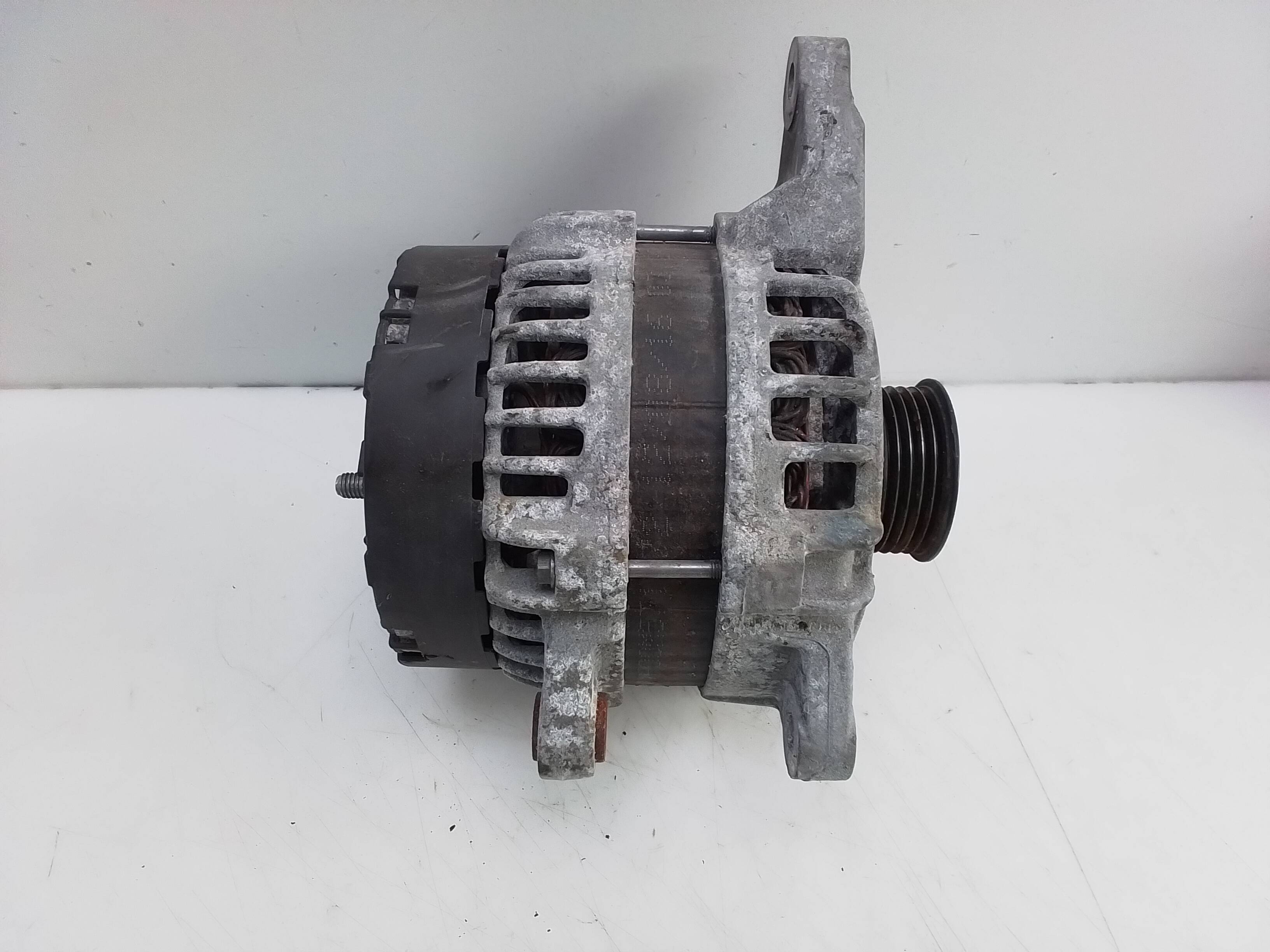 Alternador mercedes-benz clase b (bm 246)(11.2011->)