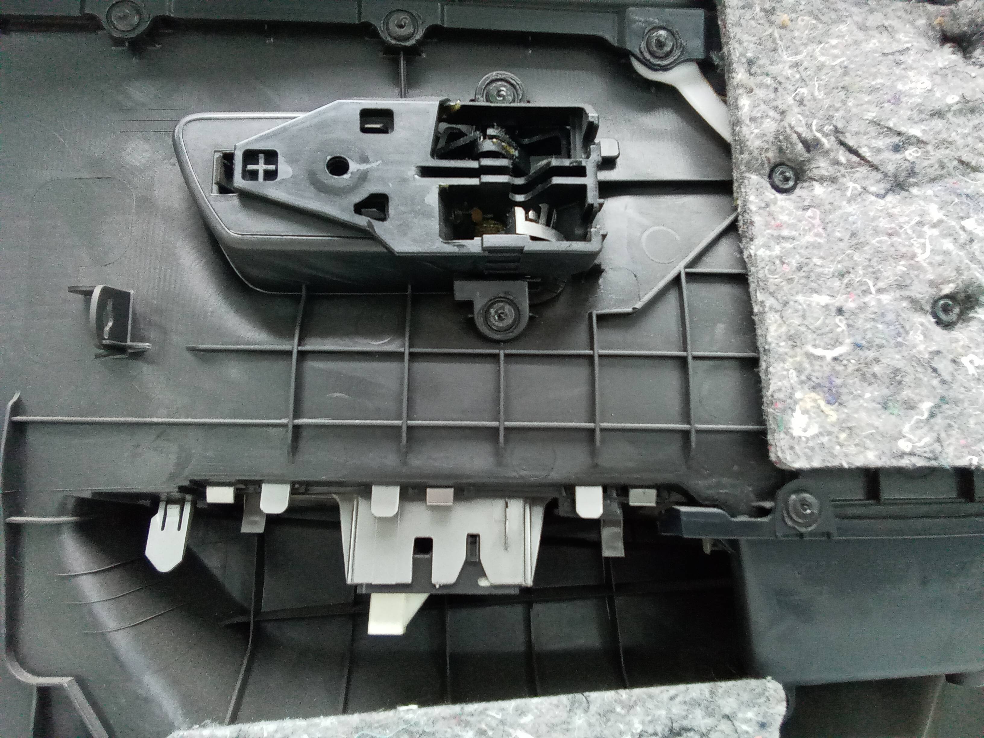 Guarnecido puerta trasera izquierda toyota prius + (zvw40)(2012->)