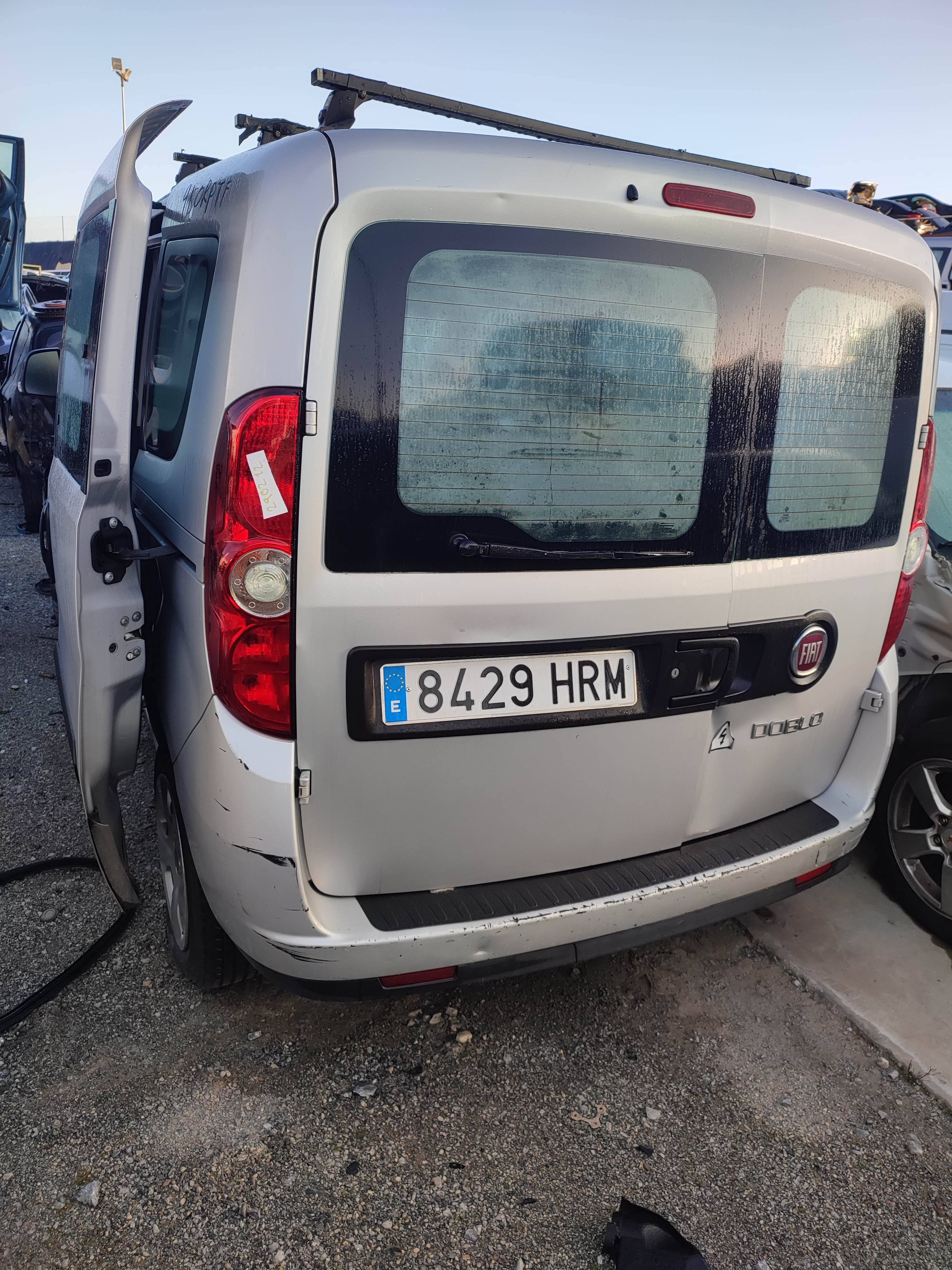 Traviesa trasera fiat ii doblo (152)(2010->)