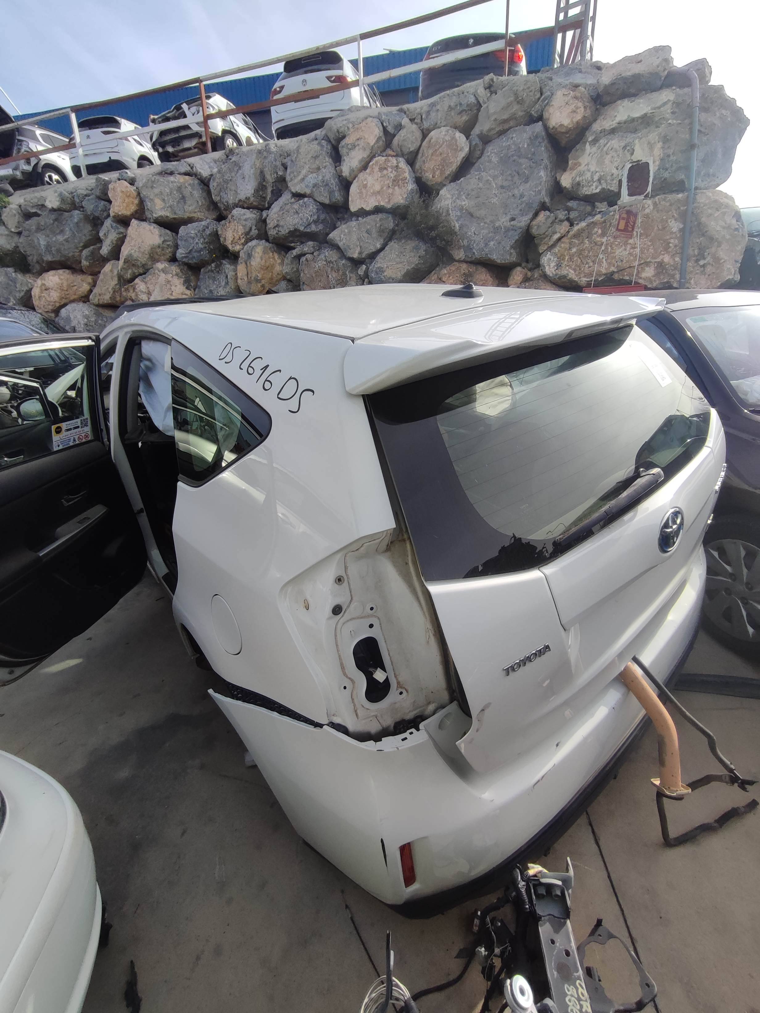 Asidero trasero izquierdo toyota prius + (zvw40)(2012->)