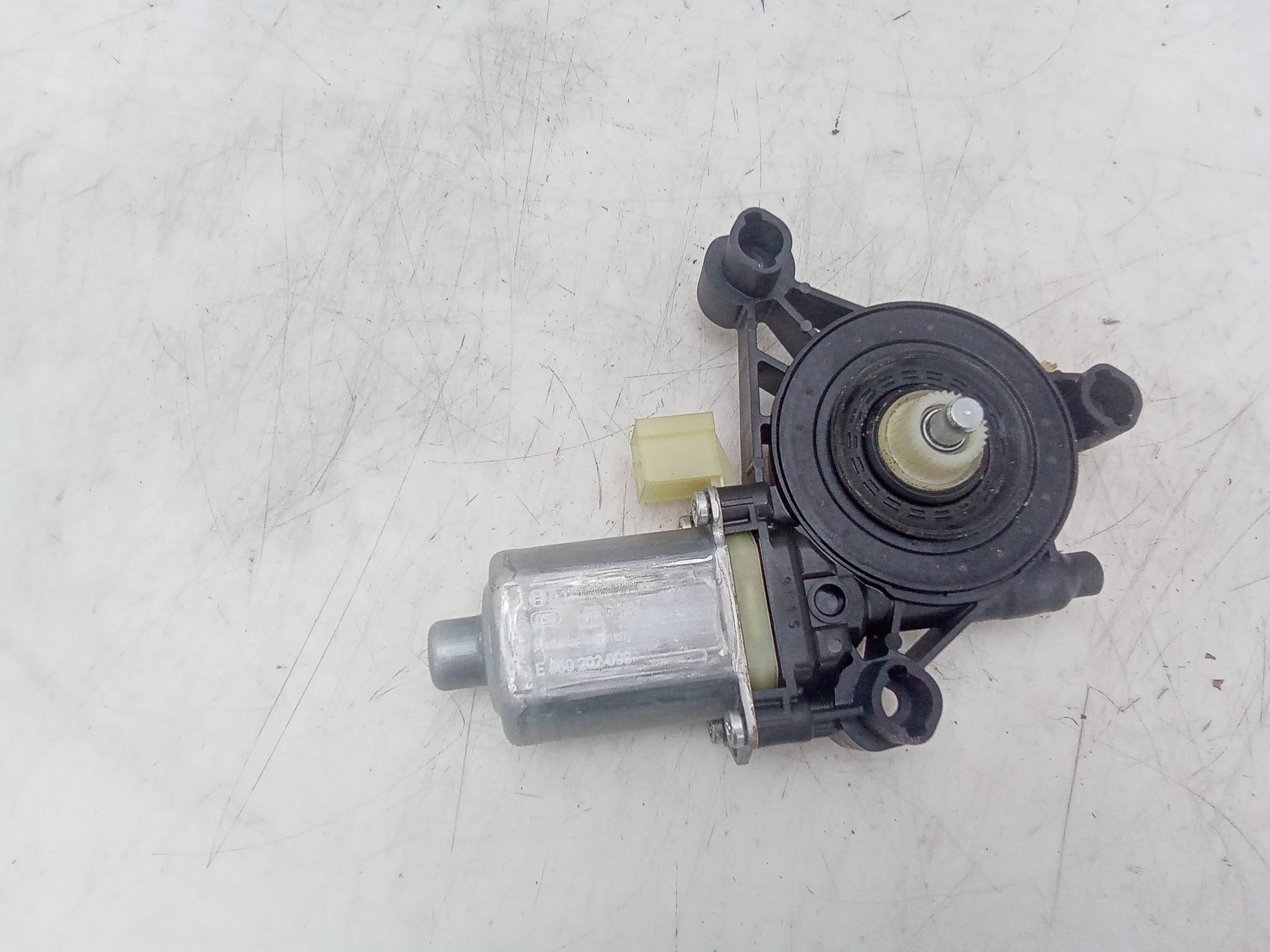 Motor elevalunas delantero izquierdo seat leon (5f1)(09.2012->)