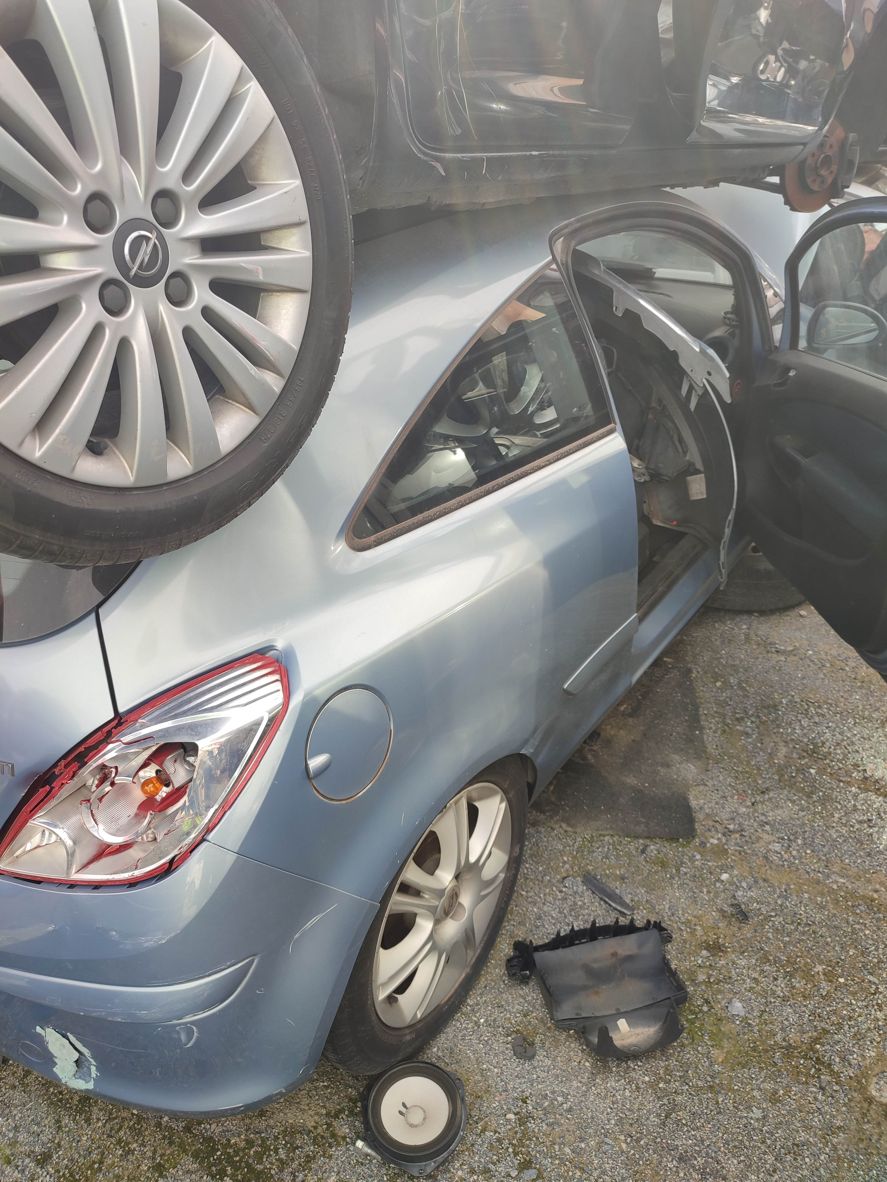 Guantera salpicadero opel corsa d (2006->)