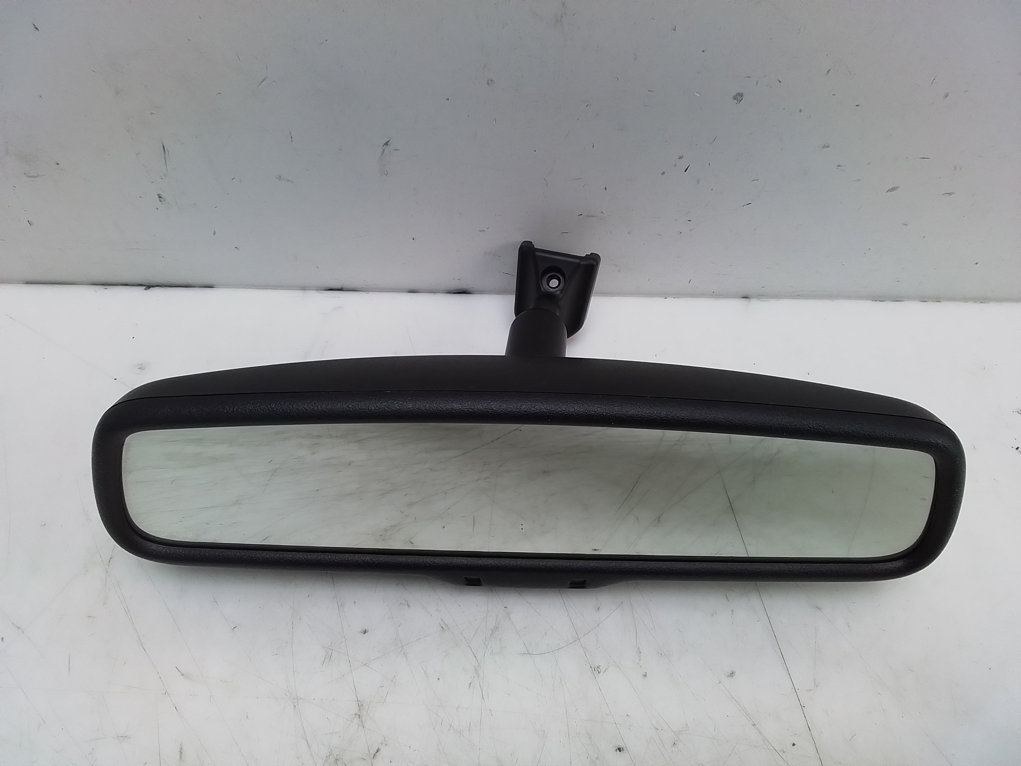 Retrovisor central mitsubishi outlander (gf0/gg0)(2012->)