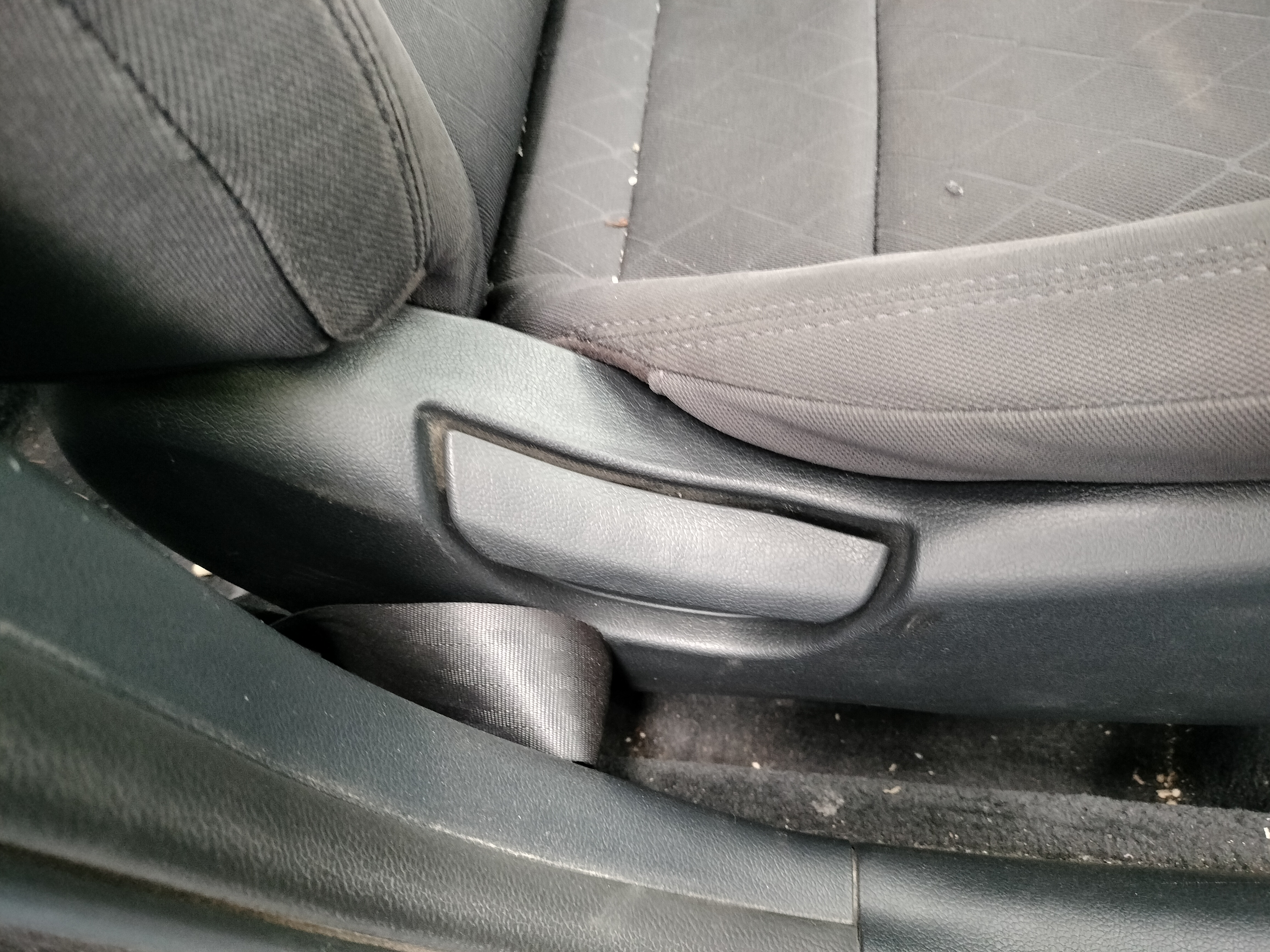 Asiento delantero derecho kia rio berlina (qb)(2011->)