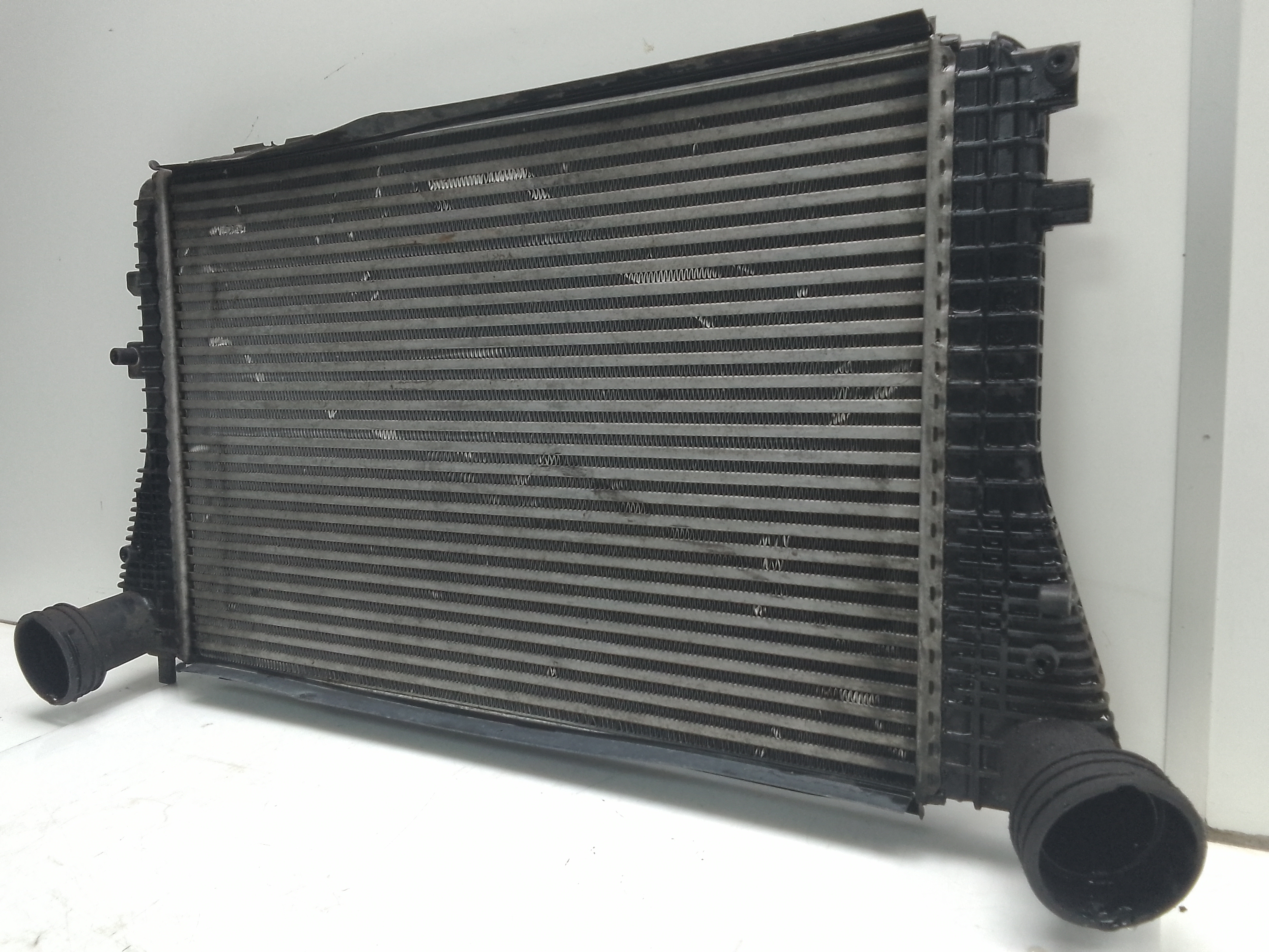 Radiador intercooler volkswagen golf v (1k1)(2003->)