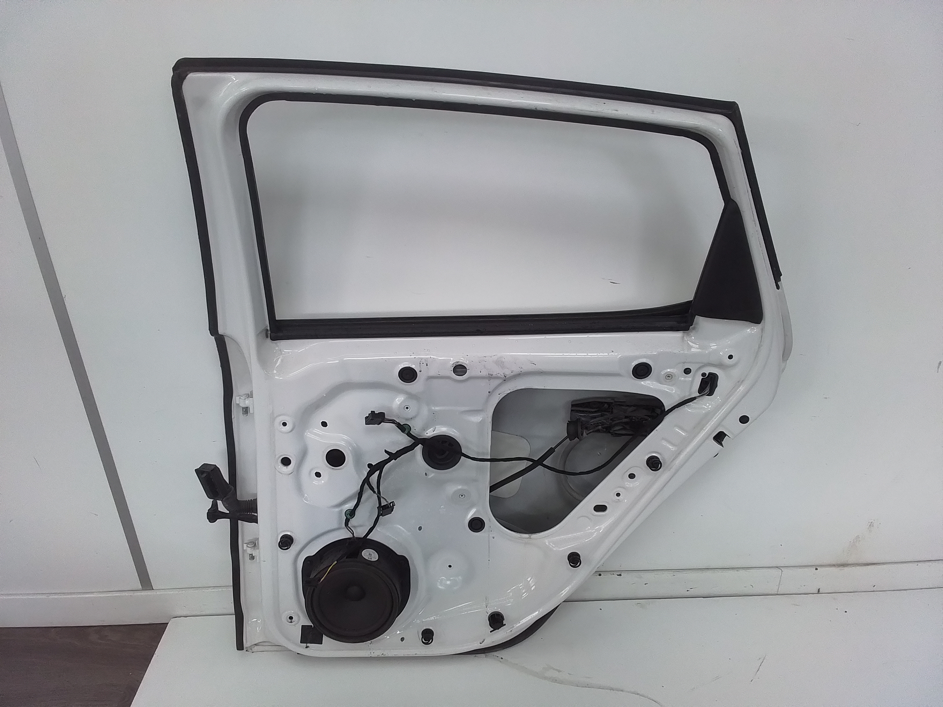 Puerta trasera derecha seat leon (5f1)(09.2012->)