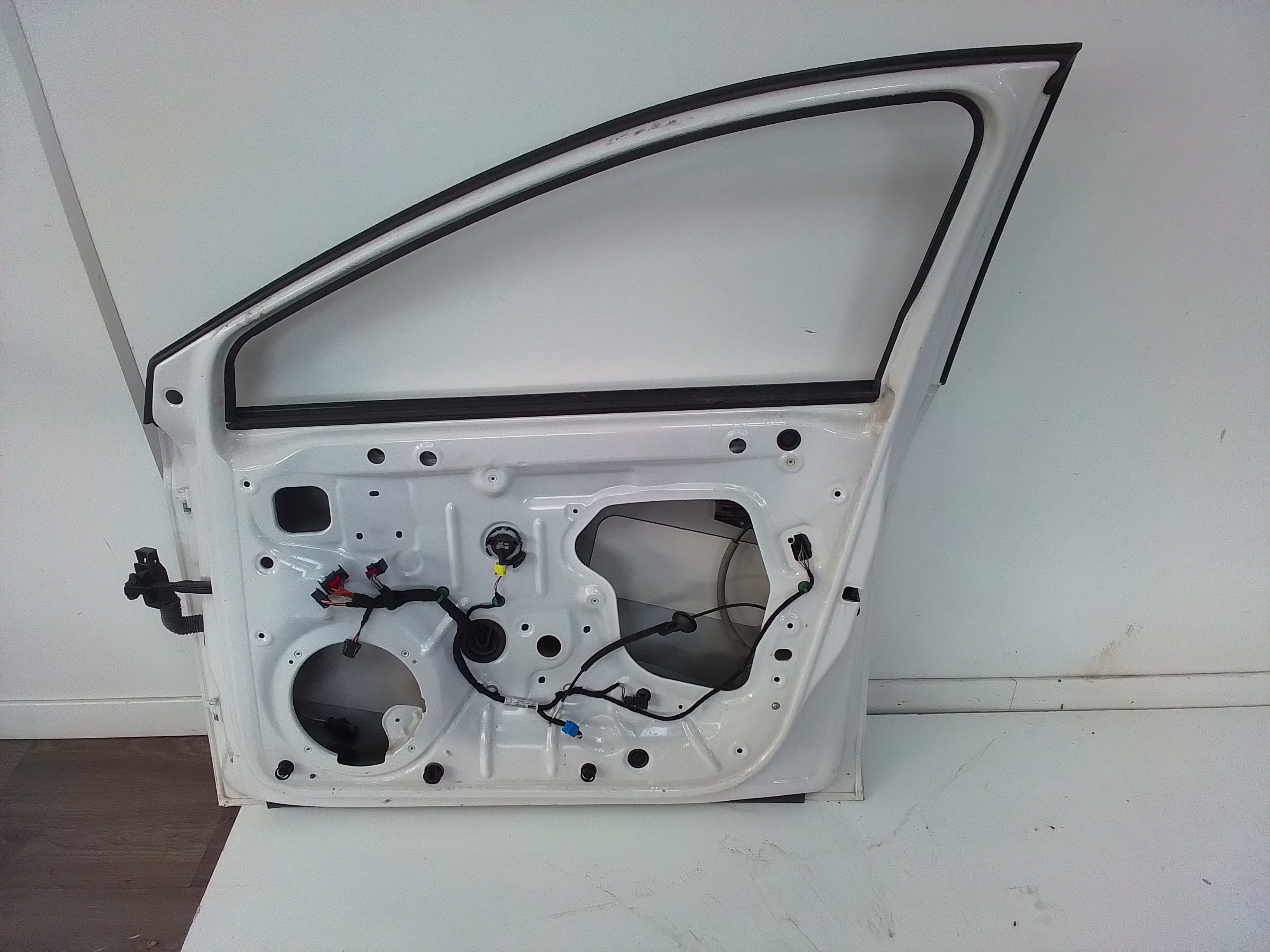 Puerta delantera derecha seat leon (5f1)(09.2012->)