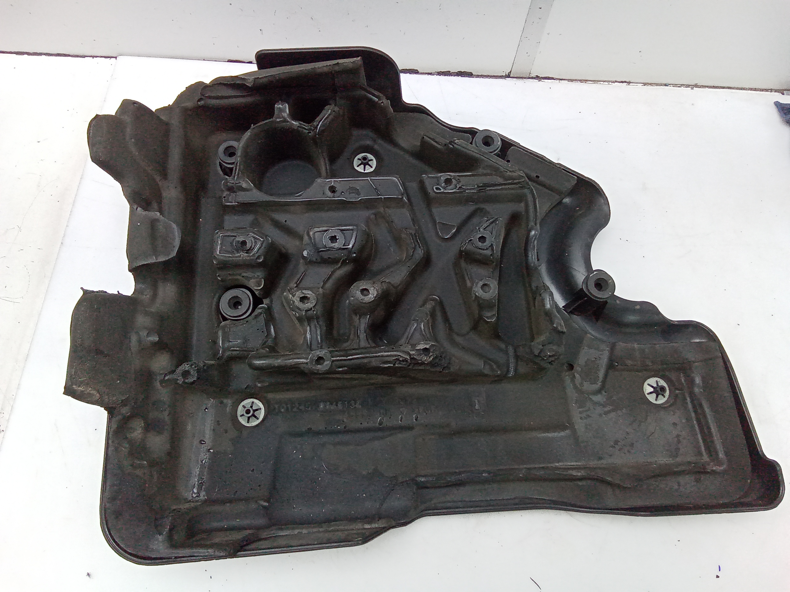 Guarnecido tapa motor lancia voyager (404)(2011->)