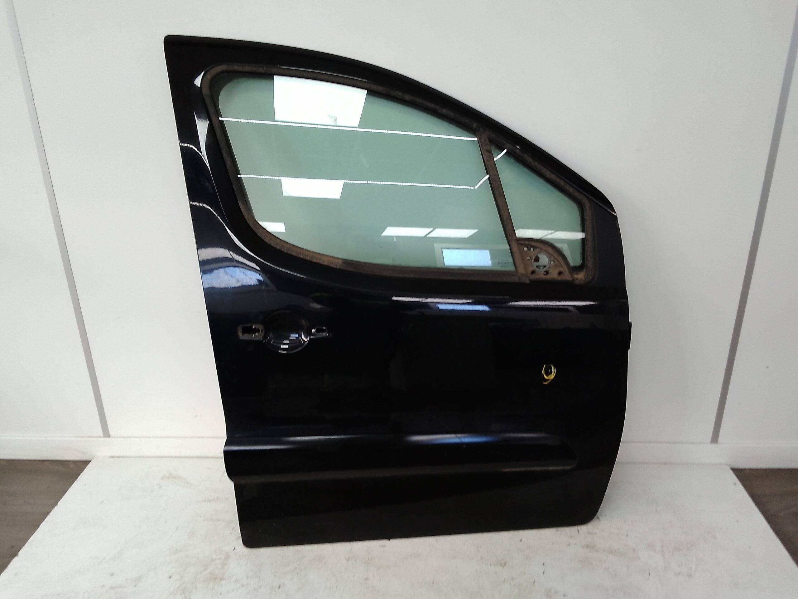 Puerta delantera derecha citroen berlingo combi (2008->)