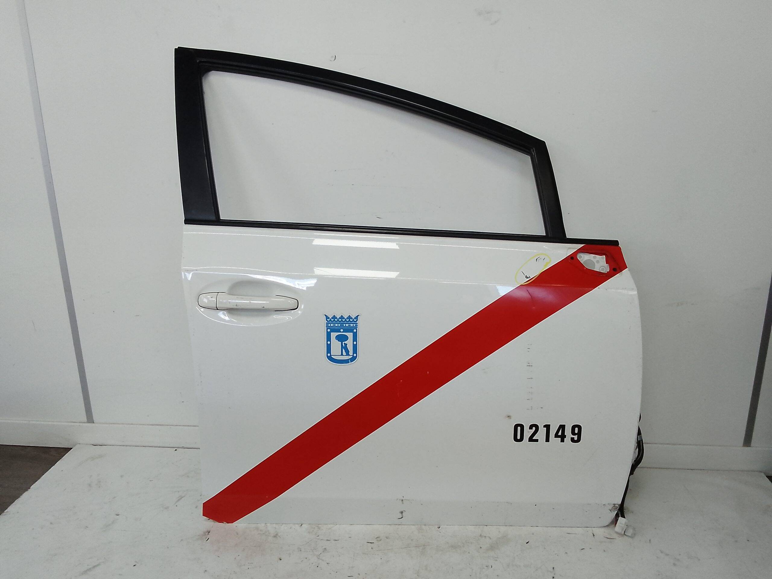 Puerta delantera derecha toyota prius + (zvw40)(2012->)