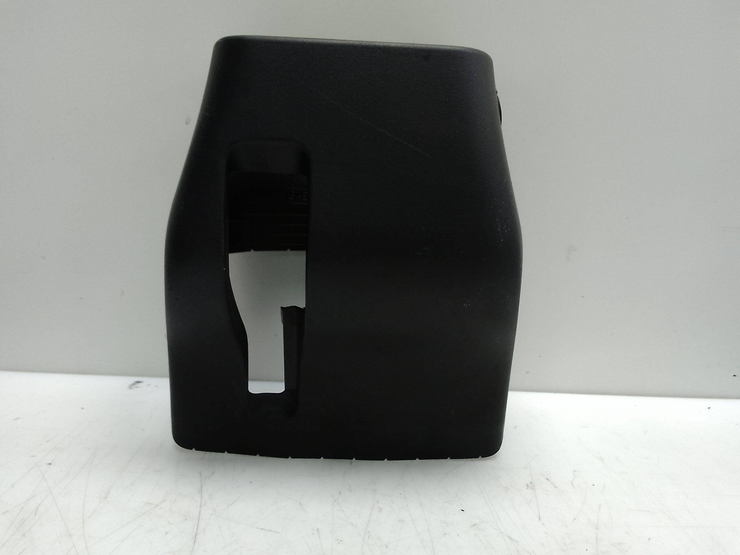 Carcasa columna direccion toyota prius + (zvw40)(2012->)