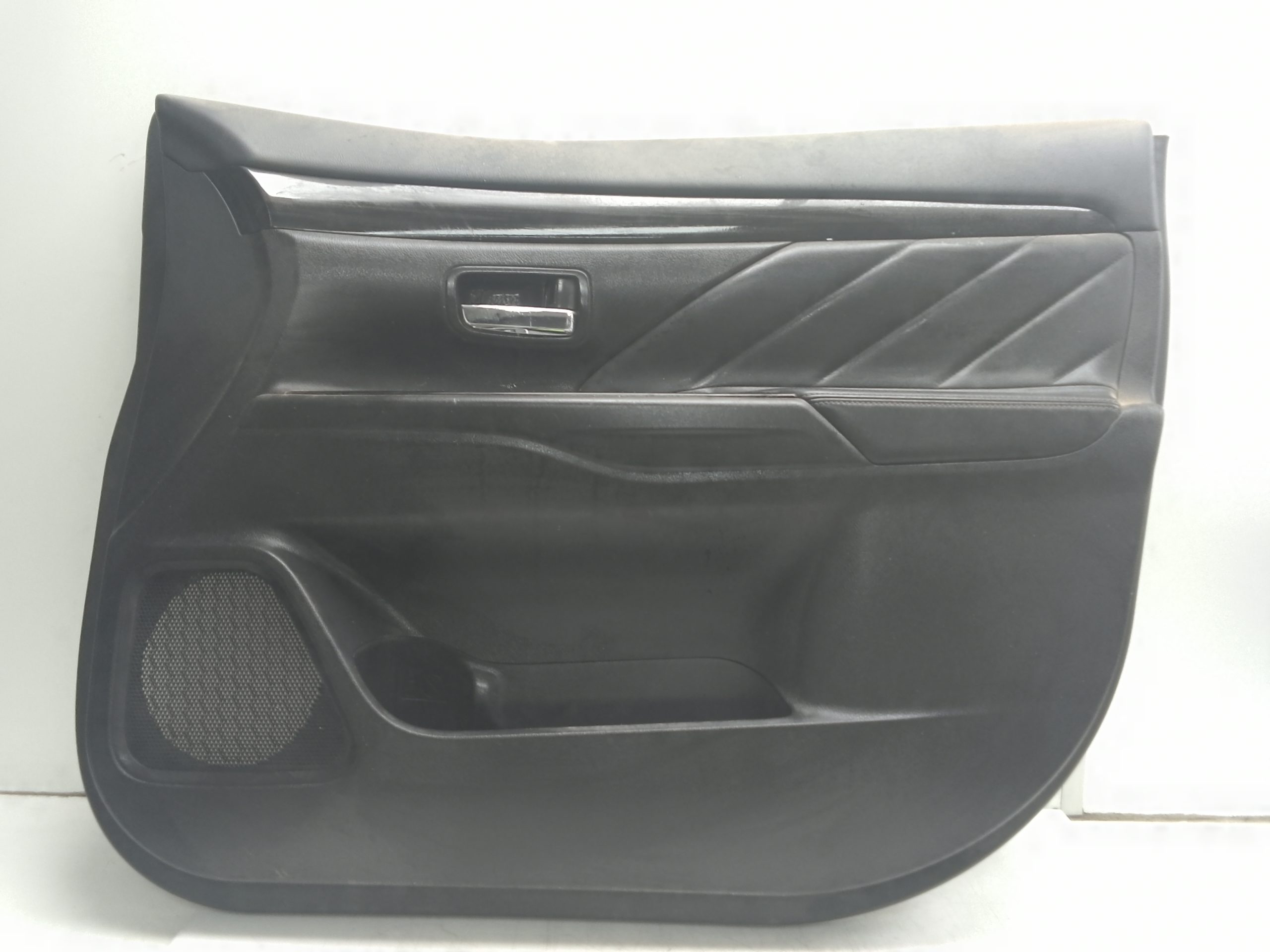 Guarnecido puerta delantera derecha mitsubishi outlander (gf0/gg0)(2012->)