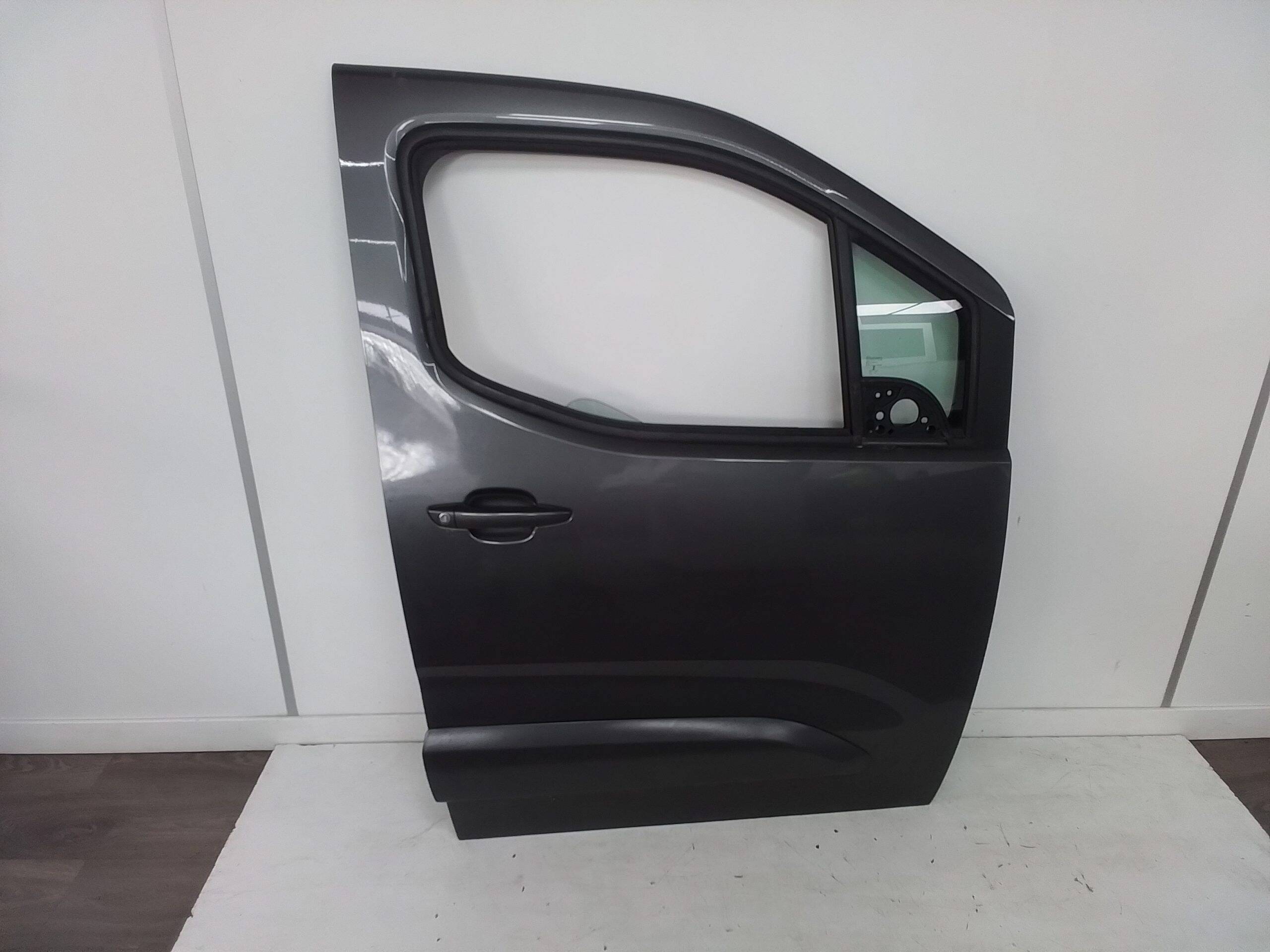 Puerta delantera derecha opel combo life e (2018->)