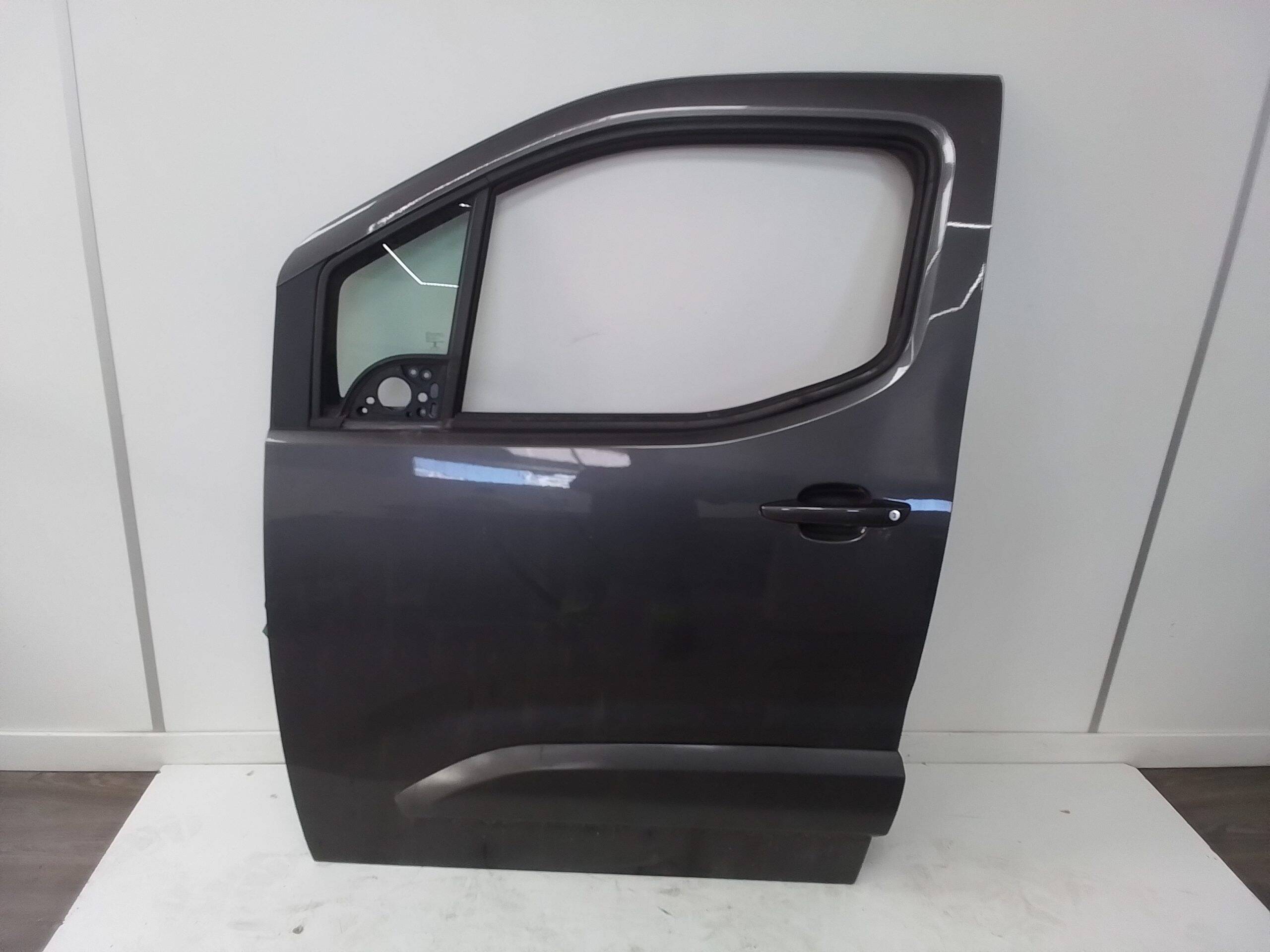 Puerta delantera izquierda opel combo life e (2018->)